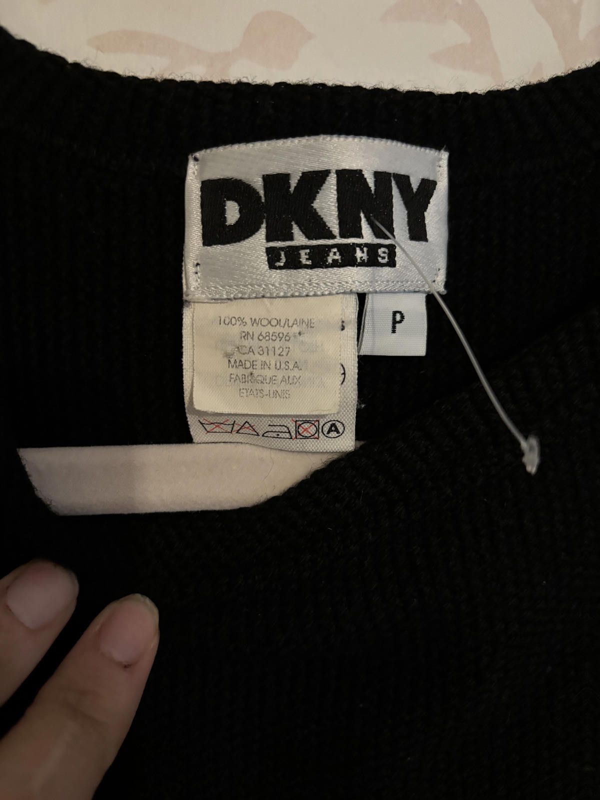 Other Vintage DKNY Jeans Black 100% Wool Sweater Size P Size S / US 4 / IT 40 - 3 Thumbnail