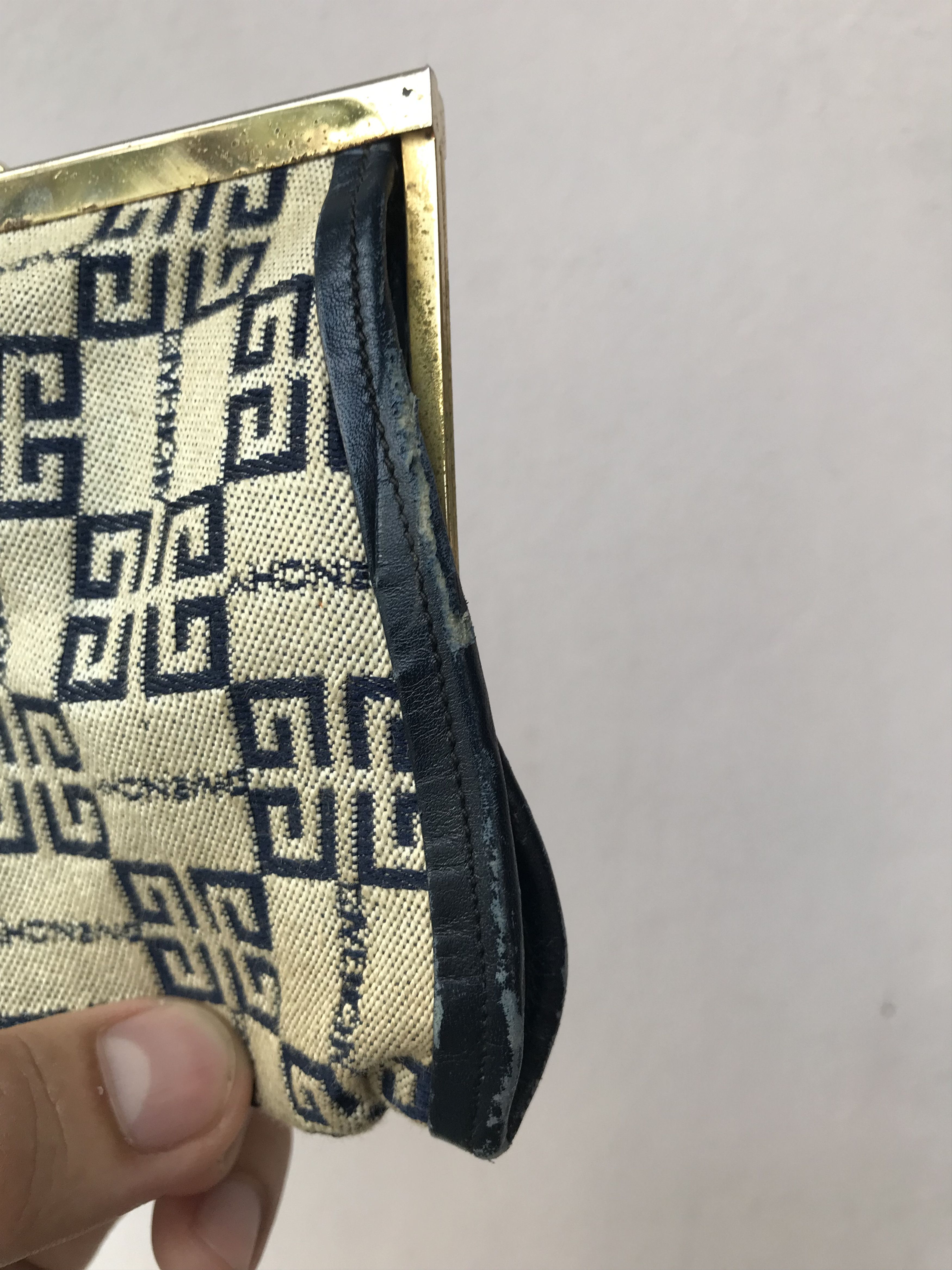 Givenchy Vintage Givenchy Purse Size ONE SIZE - 5 Thumbnail