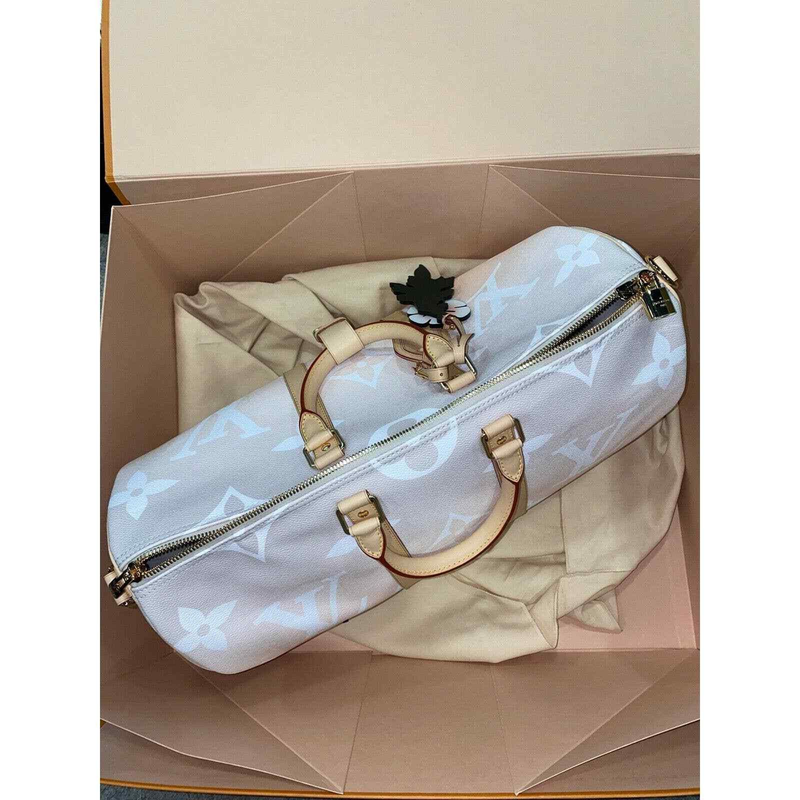 Louis Vuitton Louis Vuitton Bandouliere 45 Giant Logo Brume Travel Bag Size ONE SIZE - 11 Thumbnail