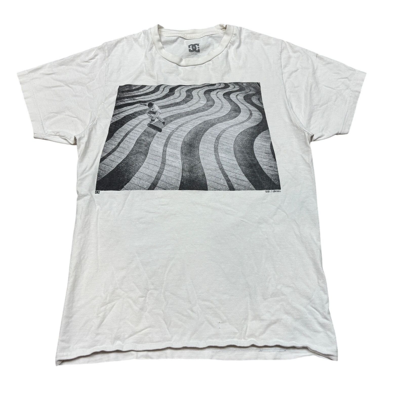 DC DC Shoes Cretail Paris Skateboarding Graphic Shirt Men's S Size US S / EU 44-46 / 1 - 1 Thumbnail