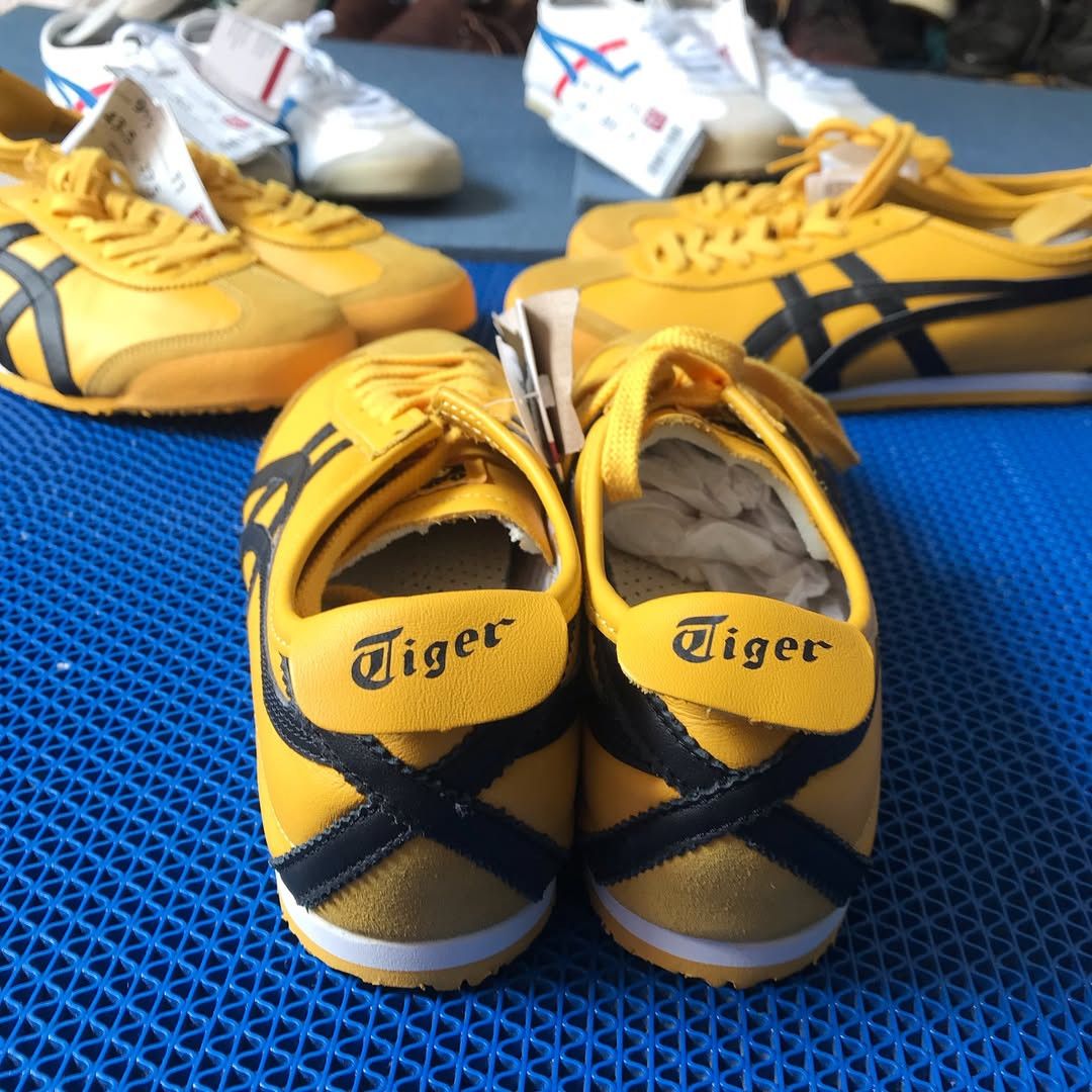 Onitsuka Tiger Onitsuka Tiger Yellow Mexico 66 Nm killbill Size 44,5 eur Size US 11 / EU 44 - 4 Thumbnail