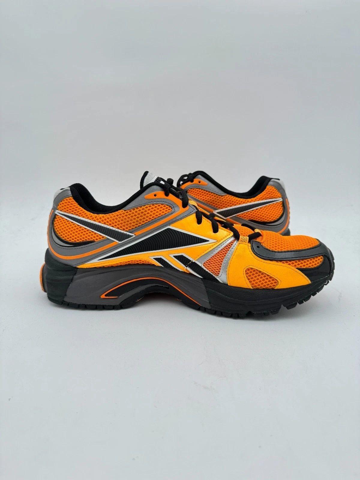 Reebok × Vetements Vetements Reebok Spike Runner 200 Orange Black Size US 10 / EU 43 - 6 Thumbnail