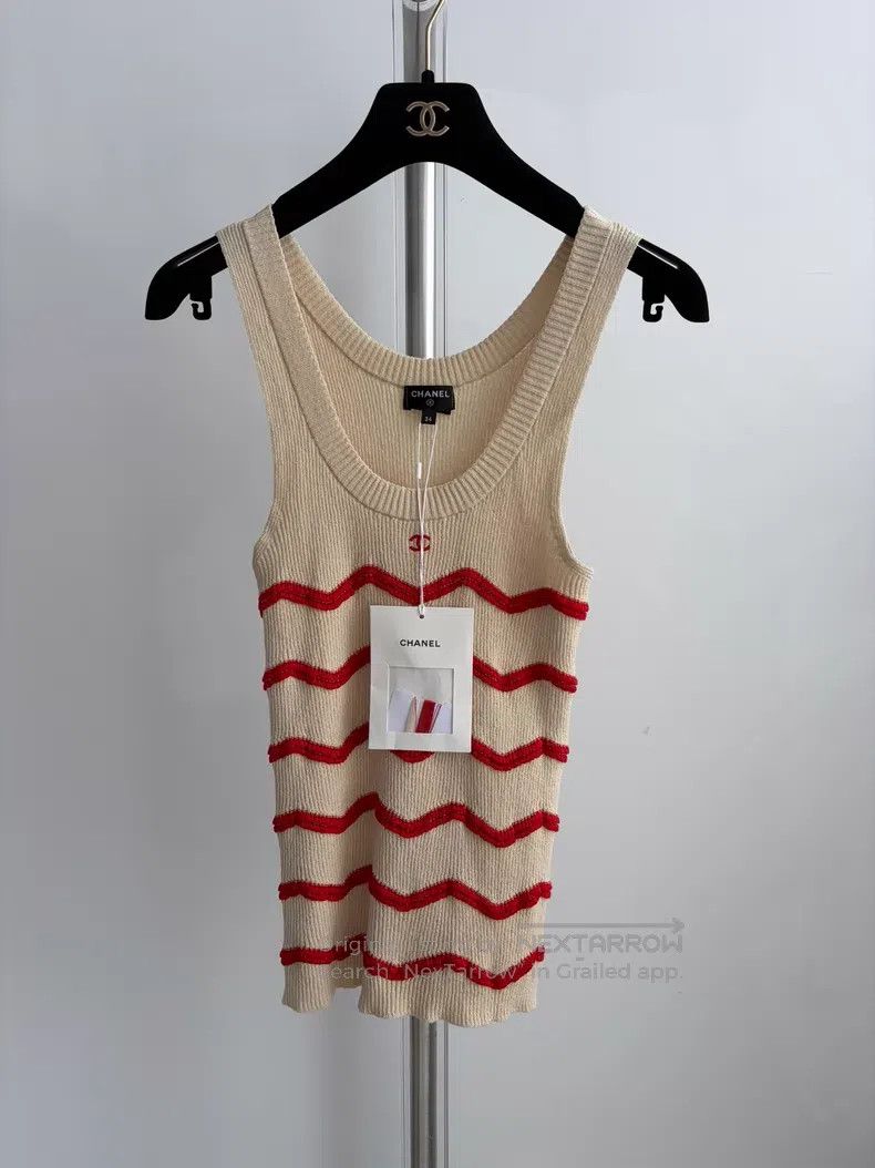 Chanel Chanel Coco beach classic wavy striped knitted vest Size XXS / US 00 / IT 34 - 1 Thumbnail