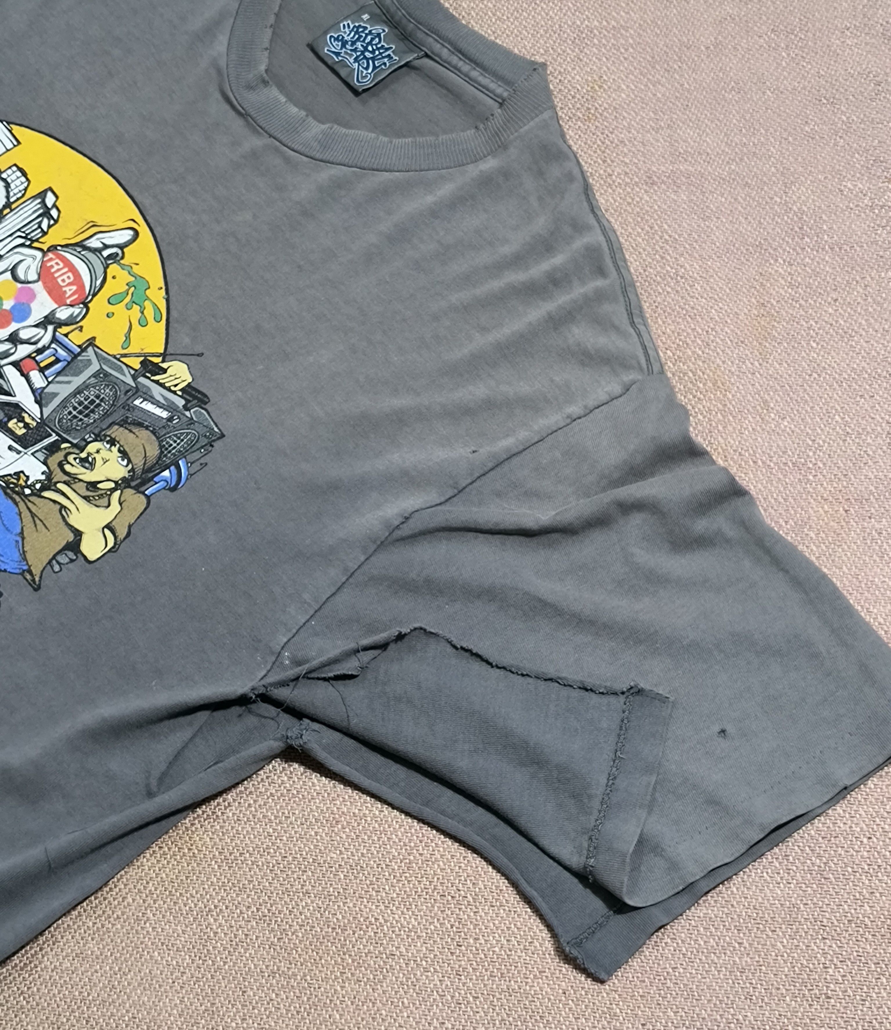 Tribal Streetwear Distressed vintage Tribal gear graffiti tag 1995 tee Size US XL / EU 56 / 4 - 3 Thumbnail