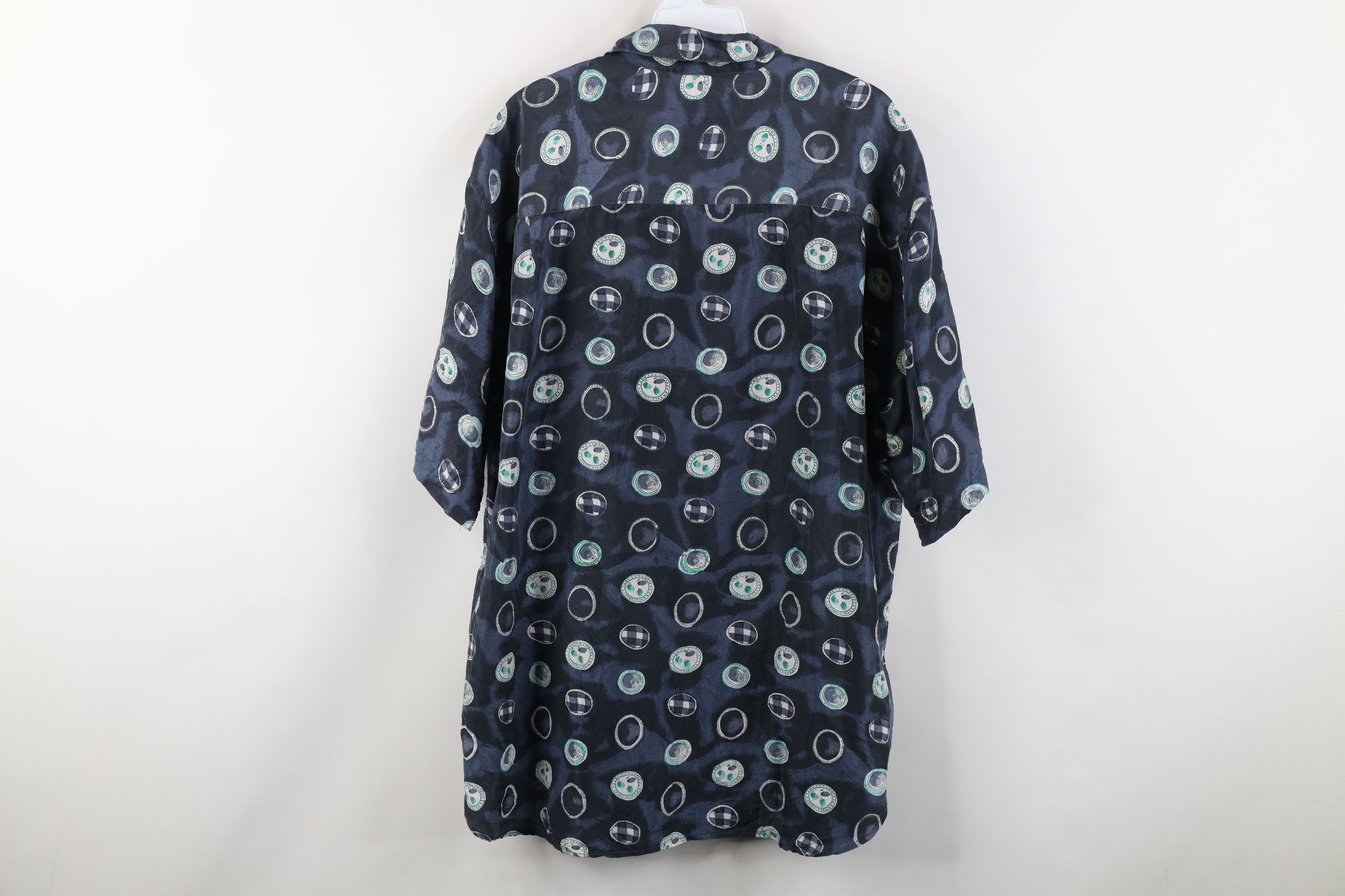 Vintage Vintage 90s Streetwear Geometric Silk Baggy Button Shirt Size US M / EU 48-50 / 2 - 9 Thumbnail