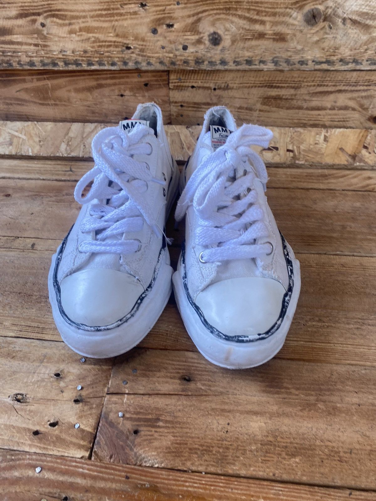 Maison MIHARA YASUHIRO Maison mihara yasuhiro white low-too canvas sneakers sz 41 Size US 8 / EU 41 - 4 Thumbnail