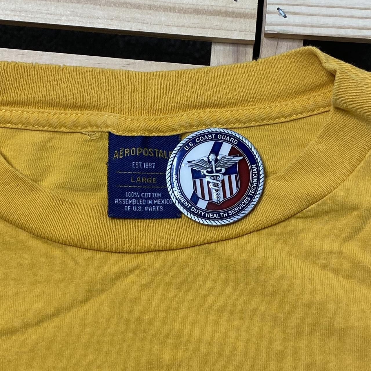 Aeropostale Vintage Aeropostale Yellow Y2K Tee Size Large Size US L / EU 52-54 / 3 - 3 Thumbnail