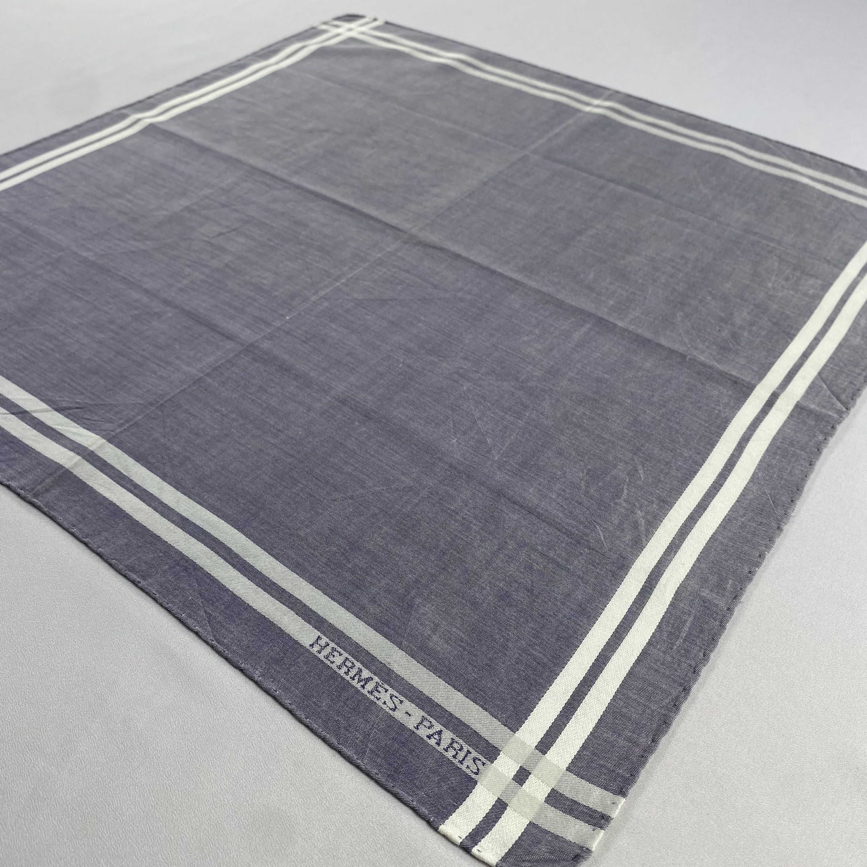 Vintage Hermes Paris Neckerchief / Bandana / Handkerchief-P1868 Size ONE SIZE - 2 Thumbnail