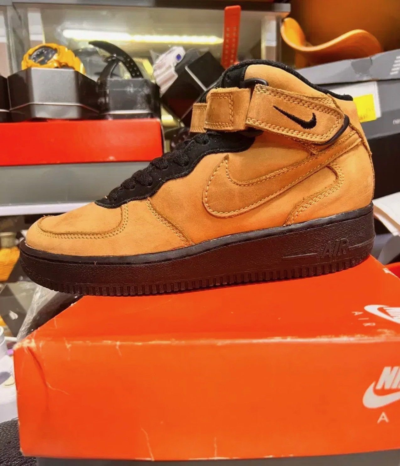 Nike 1995 Nike Air Force 1 Mid sc Size US 7.5 / EU 40-41 - 4 Thumbnail
