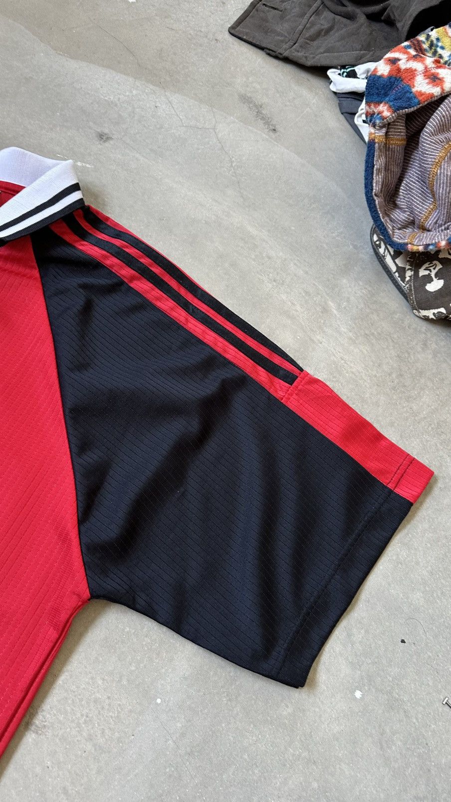 Adidas VINTAGE ADIDAS BASKETBALL JERSEY Size US L / EU 52-54 / 3 - 4 Thumbnail