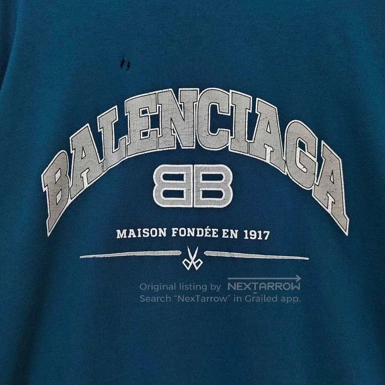 Balenciaga Balenciaga Distressed Logo Longsleeve. Size US M / EU 48-50 / 2 - 3 Thumbnail