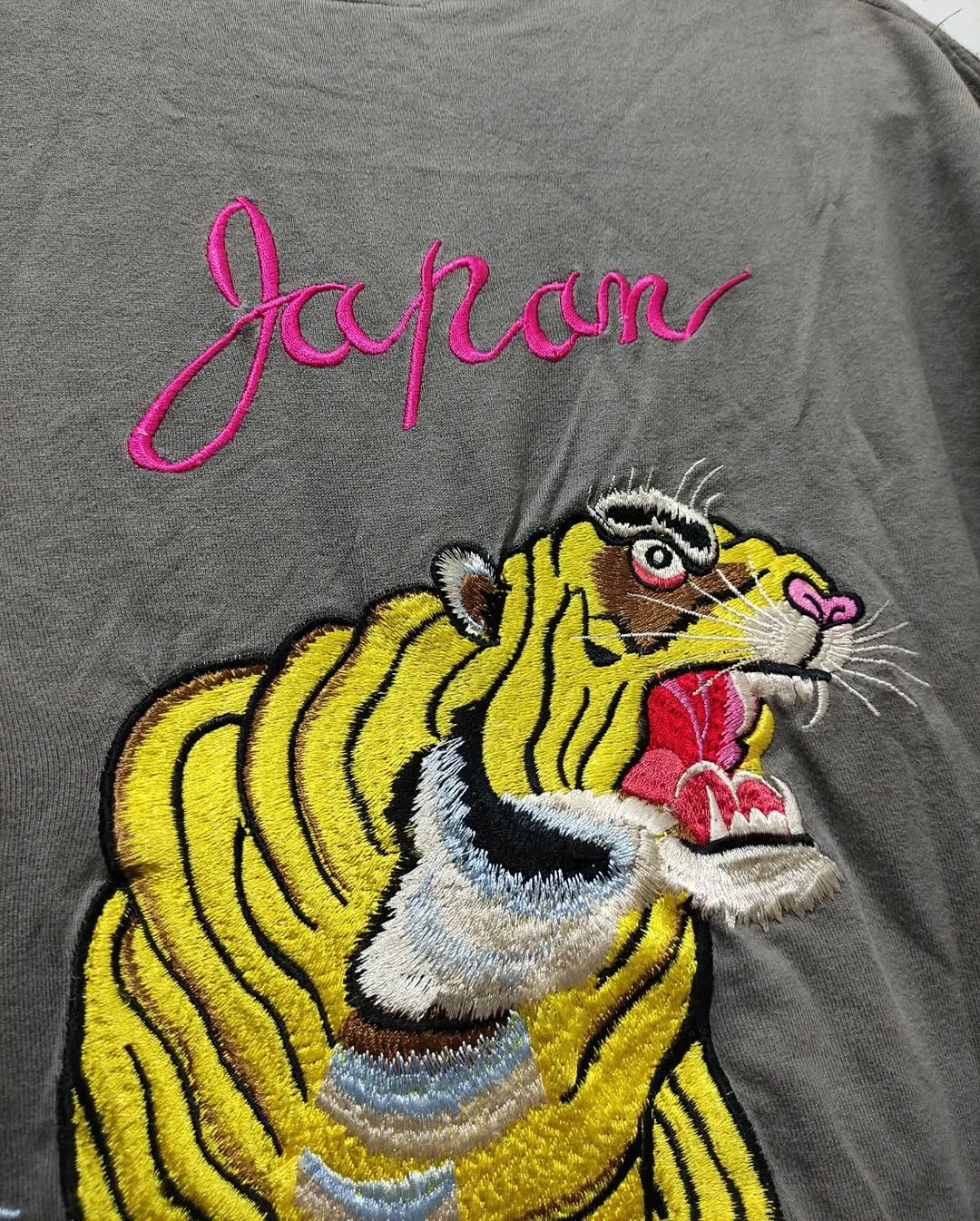 Toyo Enterprises Tailor Toyo Tiger embroidered Tee Gray Japanese Streetwear Size US L / EU 52-54 / 3 - 5 Thumbnail
