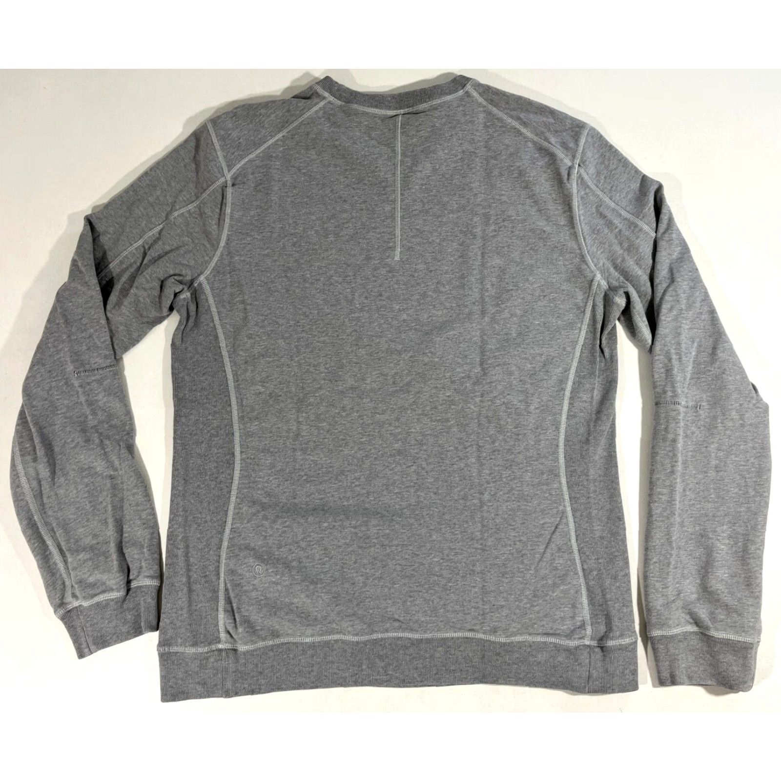Lululemon VINTAGE Men's Lululemon All Town Crew Long Sleeve Sz L Shirt Size US L / EU 52-54 / 3 - 5 Thumbnail