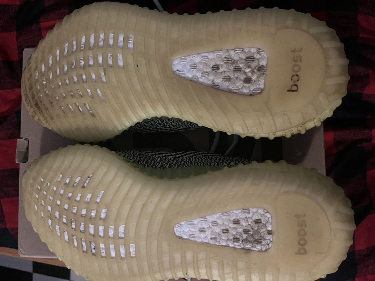 Adidas Yeezy 350 boost “yeezreel” 2019 Size US 11 / EU 44 - 5 Thumbnail