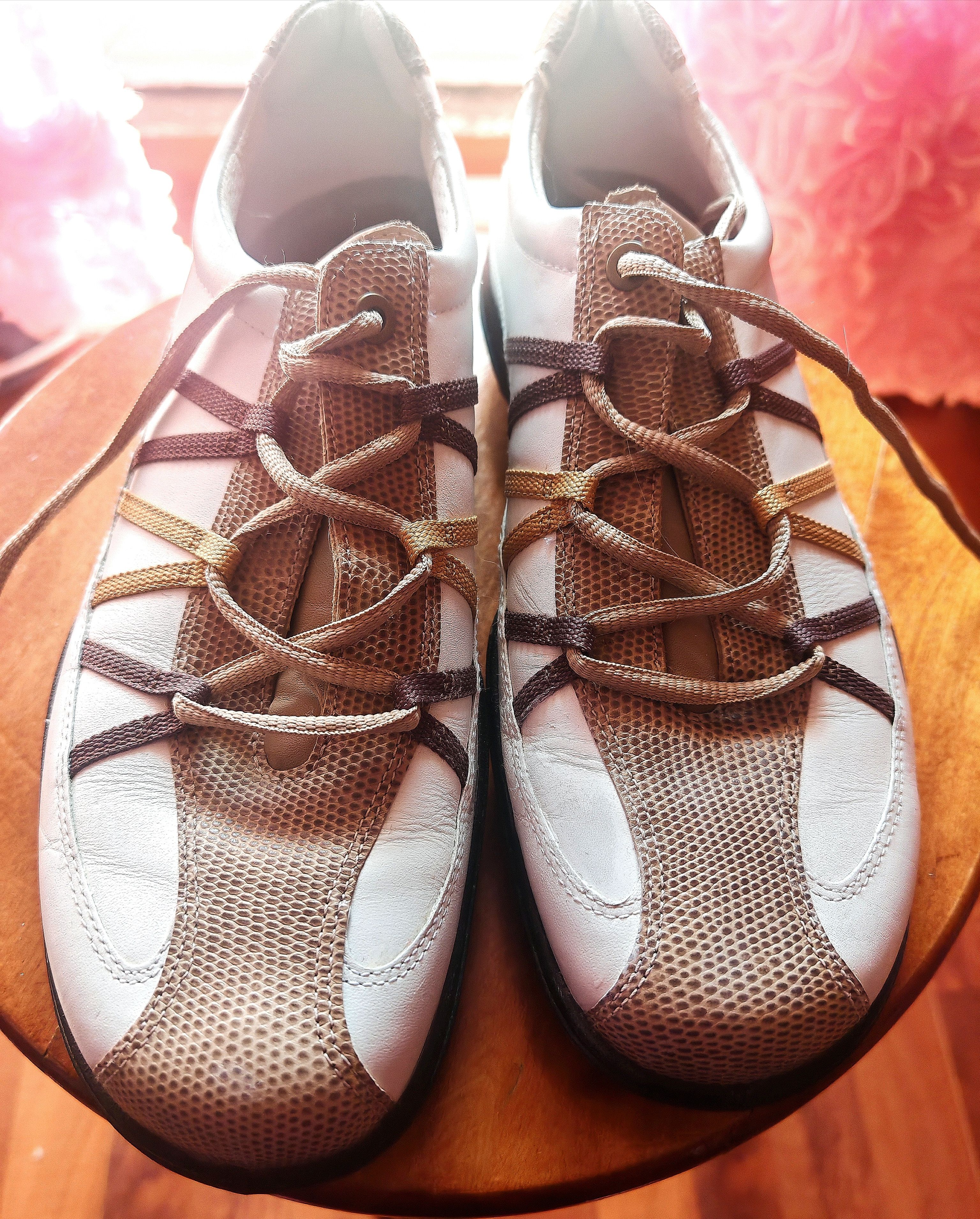 Ecco ECCO Women's casual Pitch Hyromax Golf Shoes size EUR 40 Size US 9.5 / IT 39.5 - 2 Thumbnail