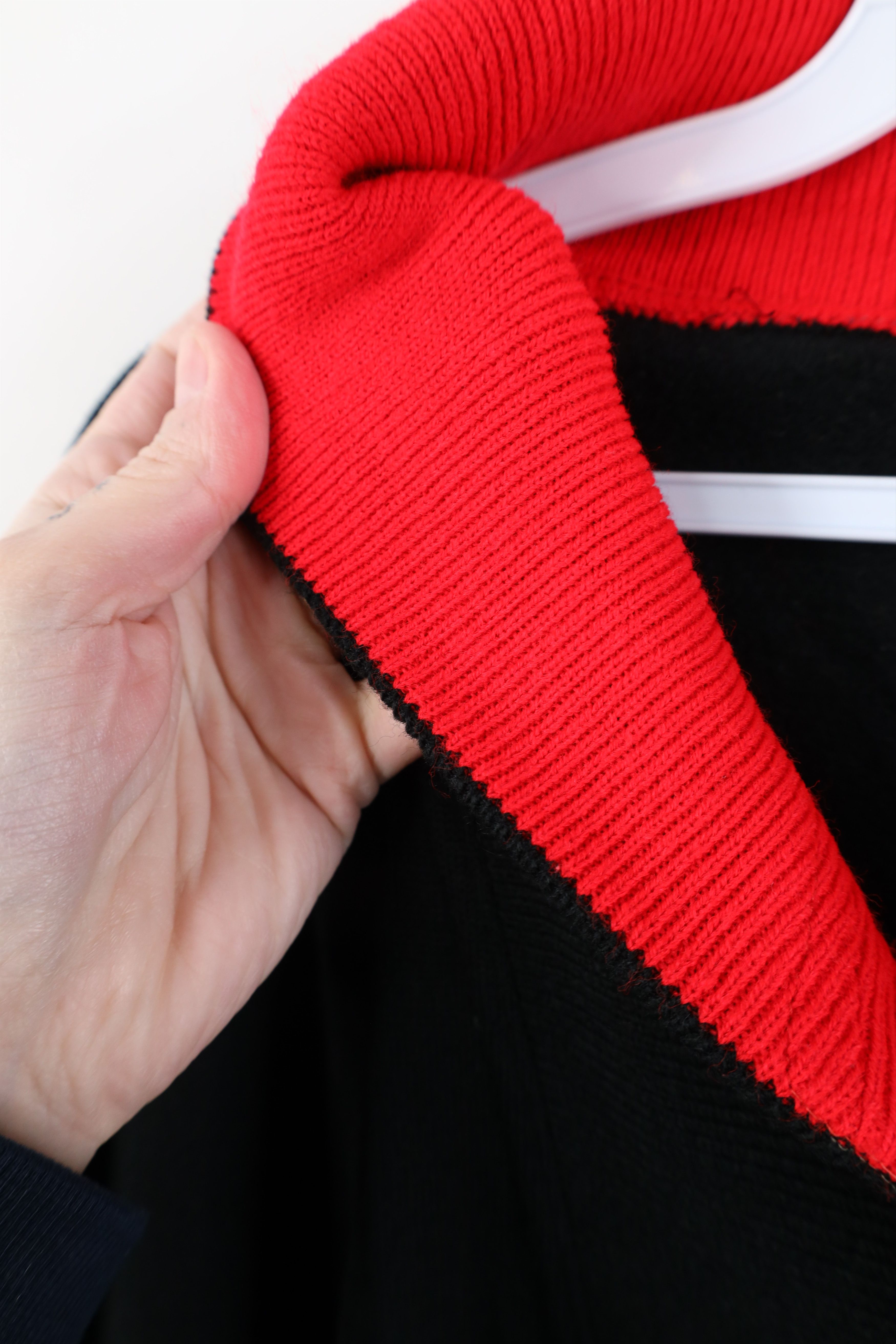 Vintage Vintage 70s Streetwear Blank Knit Shawl Henley Sweater Black Size US M / EU 48-50 / 2 - 7 Thumbnail