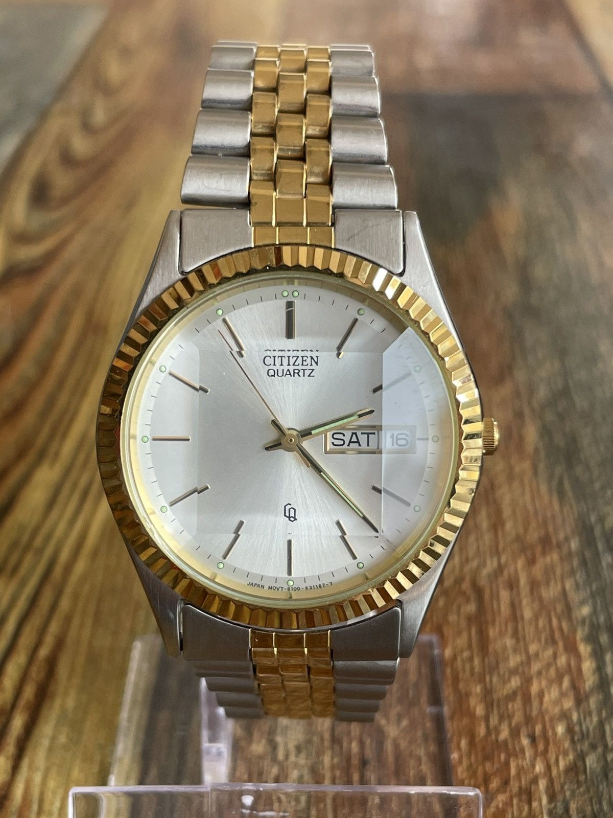 Citizen Cq Datejust Fluted Bezel Watch Quartz Japan Working in Silver, Men's