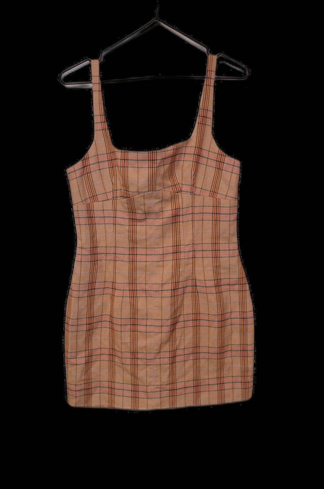 Sleeveless plaid dress.