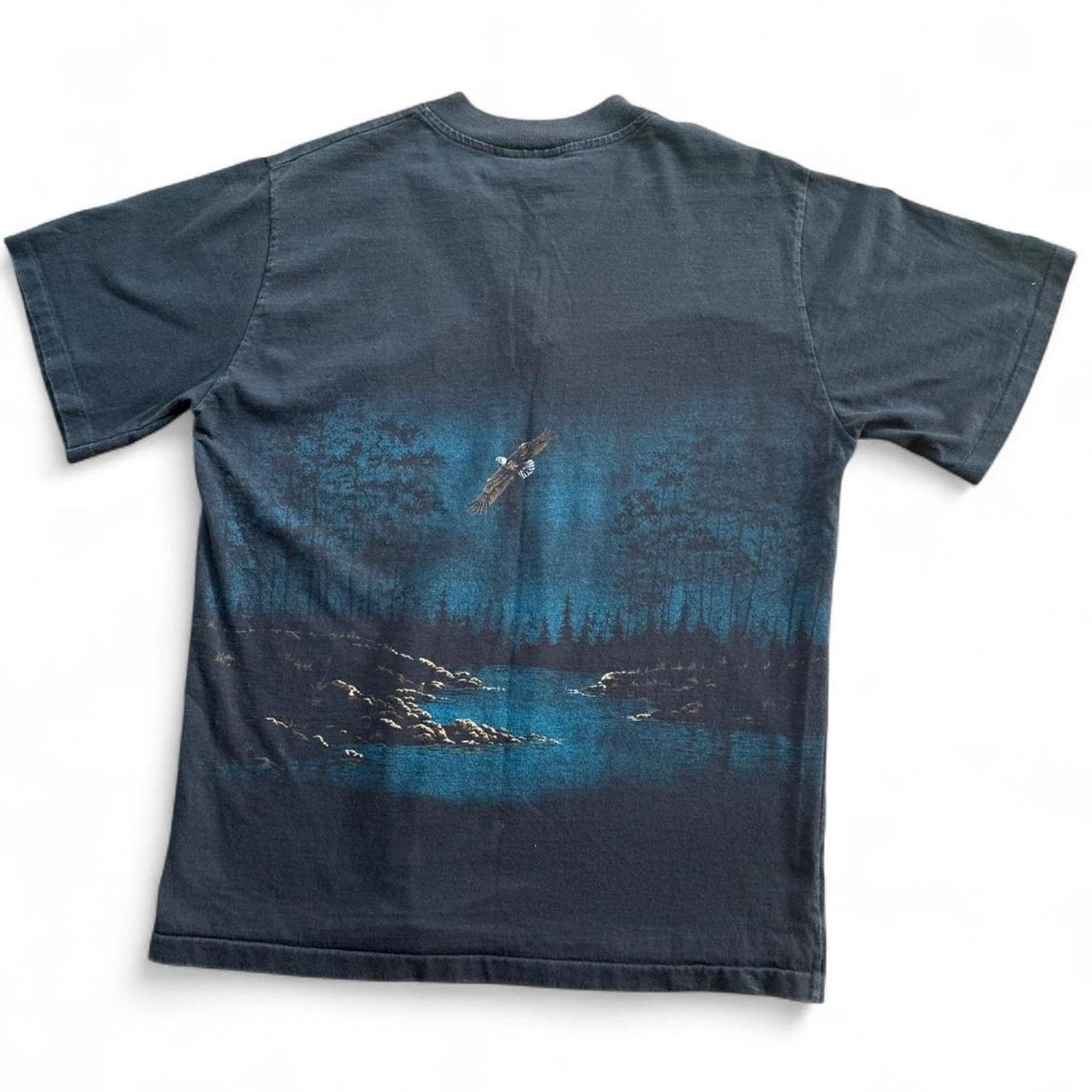 Vintage Vintage 90s Art Unlimited Eagle Nature Wrap Around Tee Size US L / EU 52-54 / 3 - 2 Thumbnail
