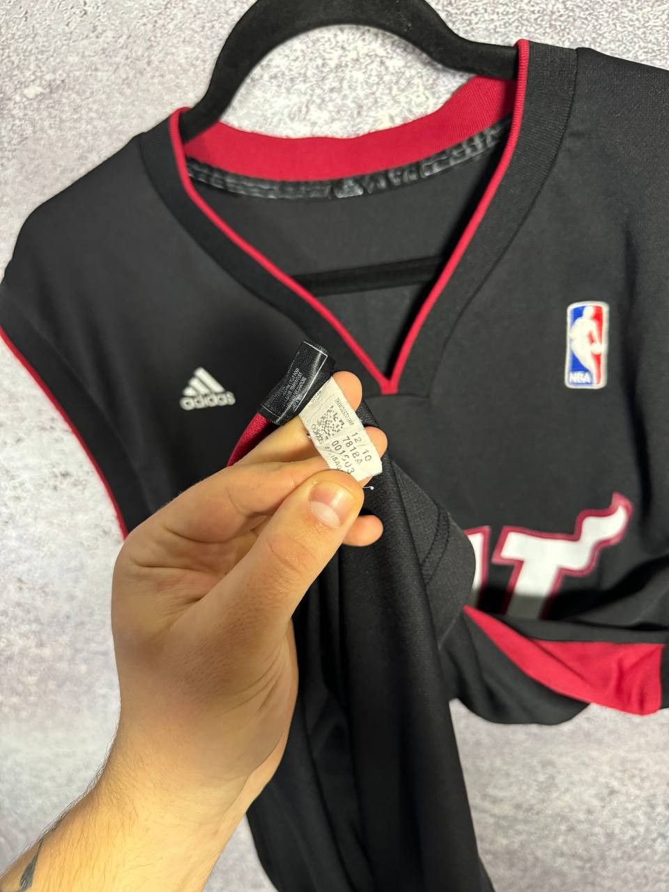 Adidas BOSH Vintage Miami Heat Adidas NBA Jersey Medium Size US M / EU 48-50 / 2 - 12 Thumbnail