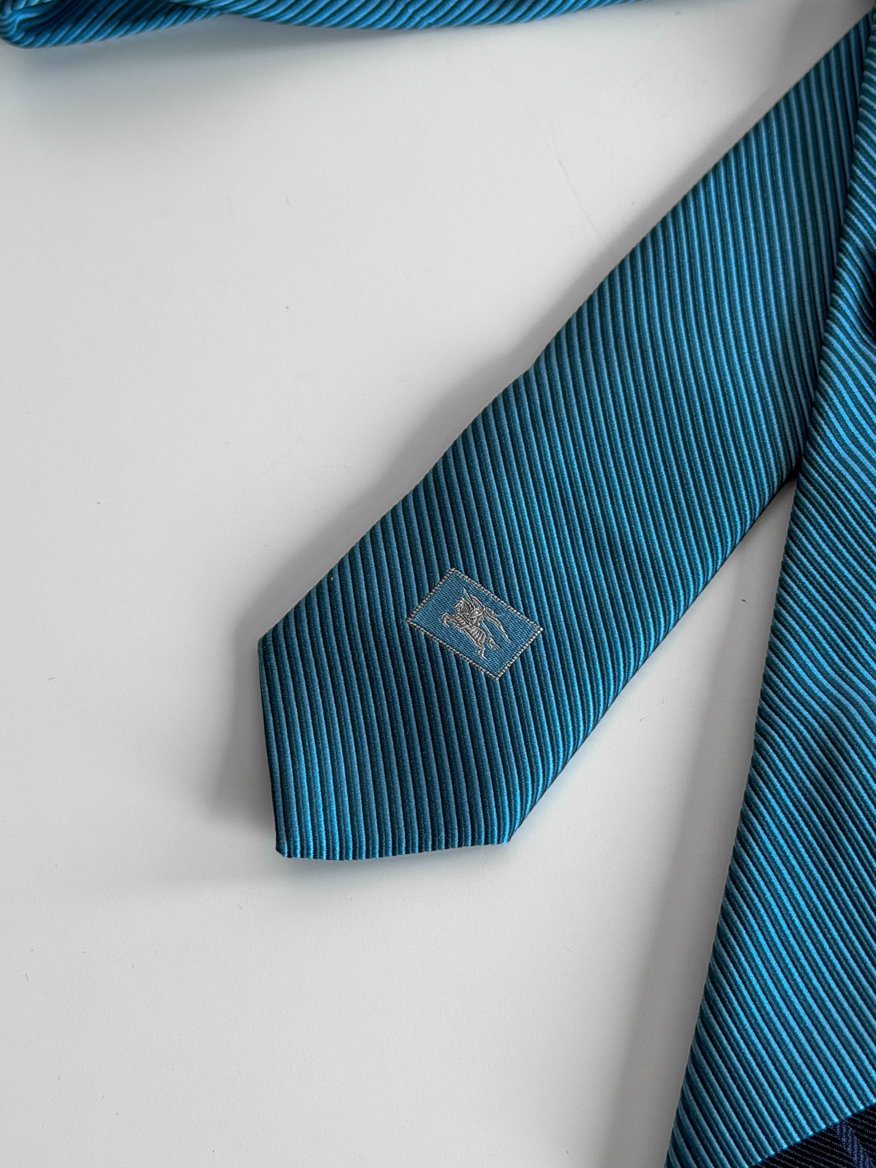 Burberry Burberry London Vintage Silk Cravat Made in Italy Size ONE SIZE - 3 Thumbnail