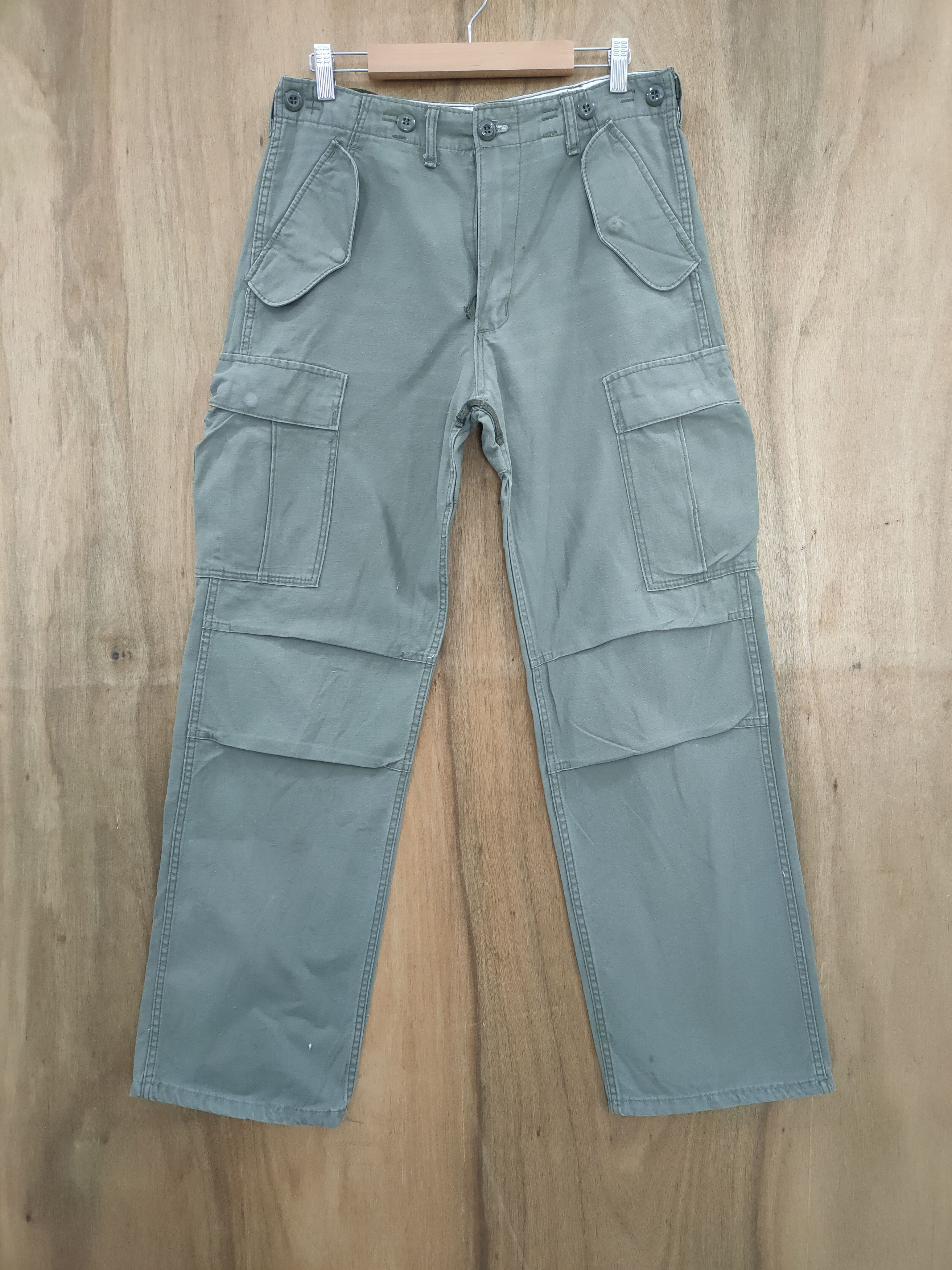Vintage VINTAGE MILITARY FADED GREEN CARGO PANTS Size US 30 / EU 46 - 1 Thumbnail