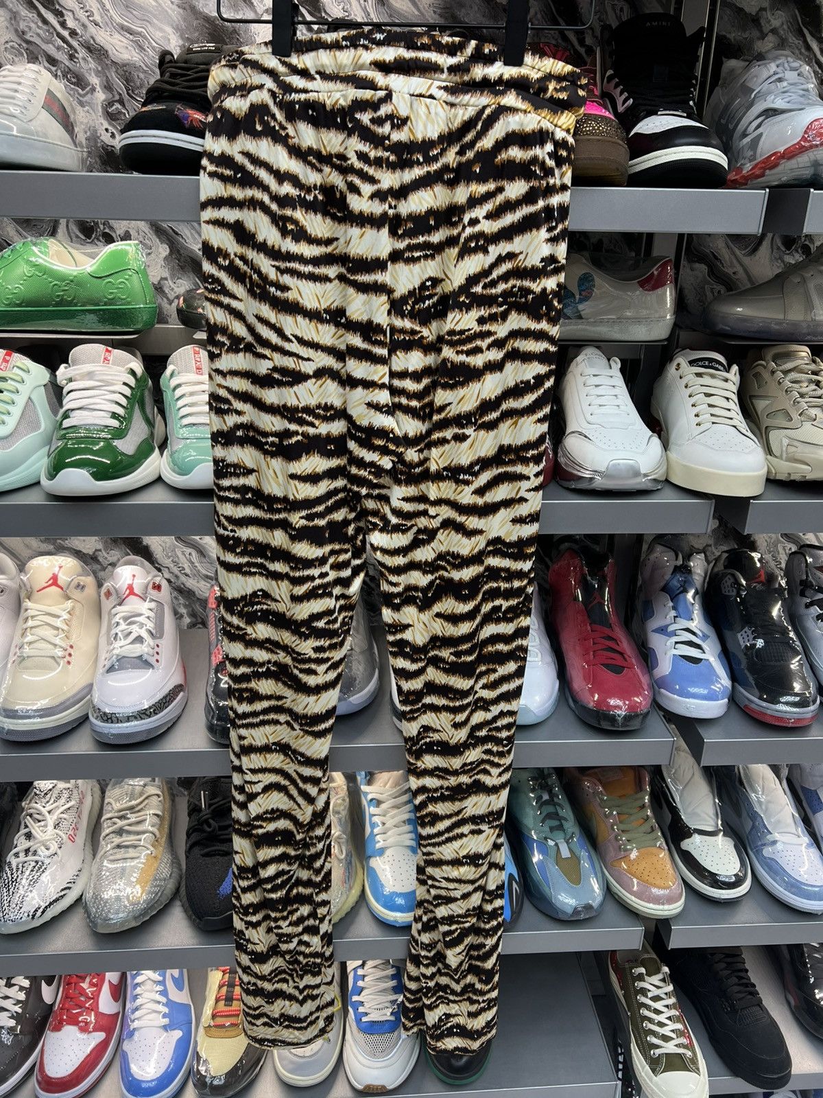 Dolce & Gabbana Dolce & Gabbana Tiger Pants Size 26" / US 2 / IT 38 - 2 Thumbnail