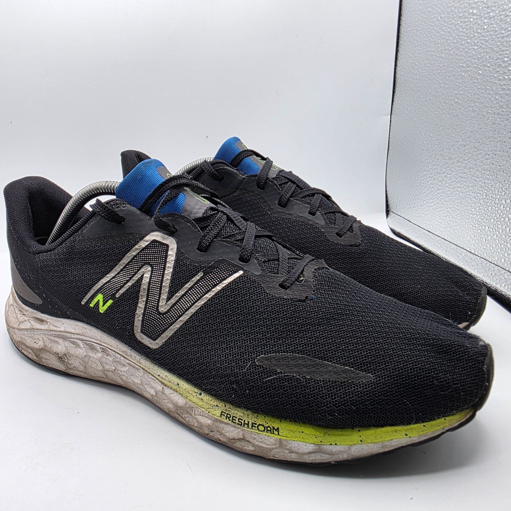 New Balance New Balance Fresh Foam Arishi V4 Mens Size 12 4E Black Light Size US 12 / EU 45 - 1 Thumbnail