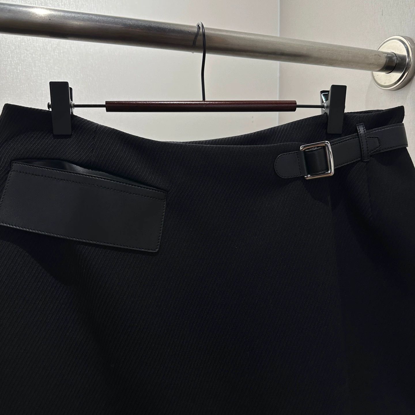 Hermes Hermes may498 leather strap wool skirt 40 Size 28" / US 6 / IT 42 - 6 Thumbnail