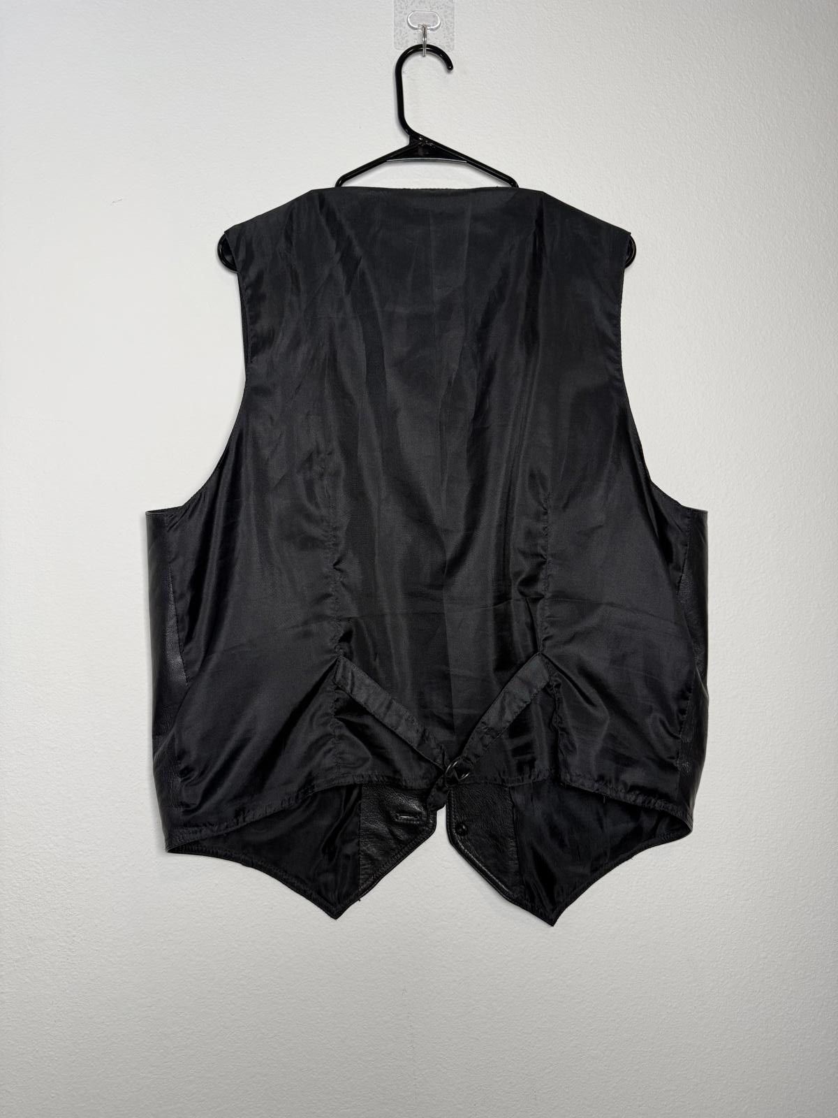 Wilsons Leather Men 100% leather Wilsons Black biker Vest Size US XL / EU 56 / 4 - 7 Thumbnail