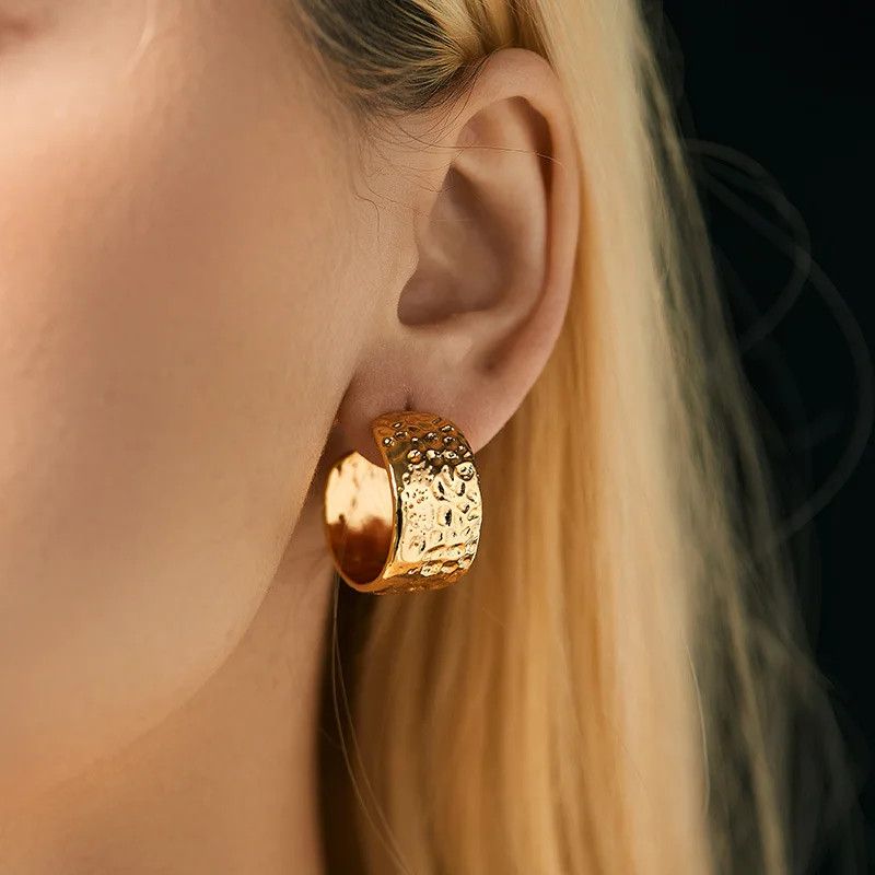 Jewelry Gold Plated Hammered Hoop Earrings Size ONE SIZE - 1 Thumbnail