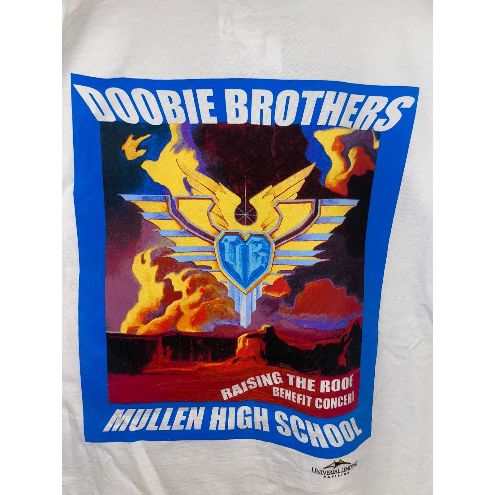 Jerzees 90s Doobie Brothers Benefit Concert White Graphic Band Shirt Size US XL / EU 56 / 4 - 7 Thumbnail