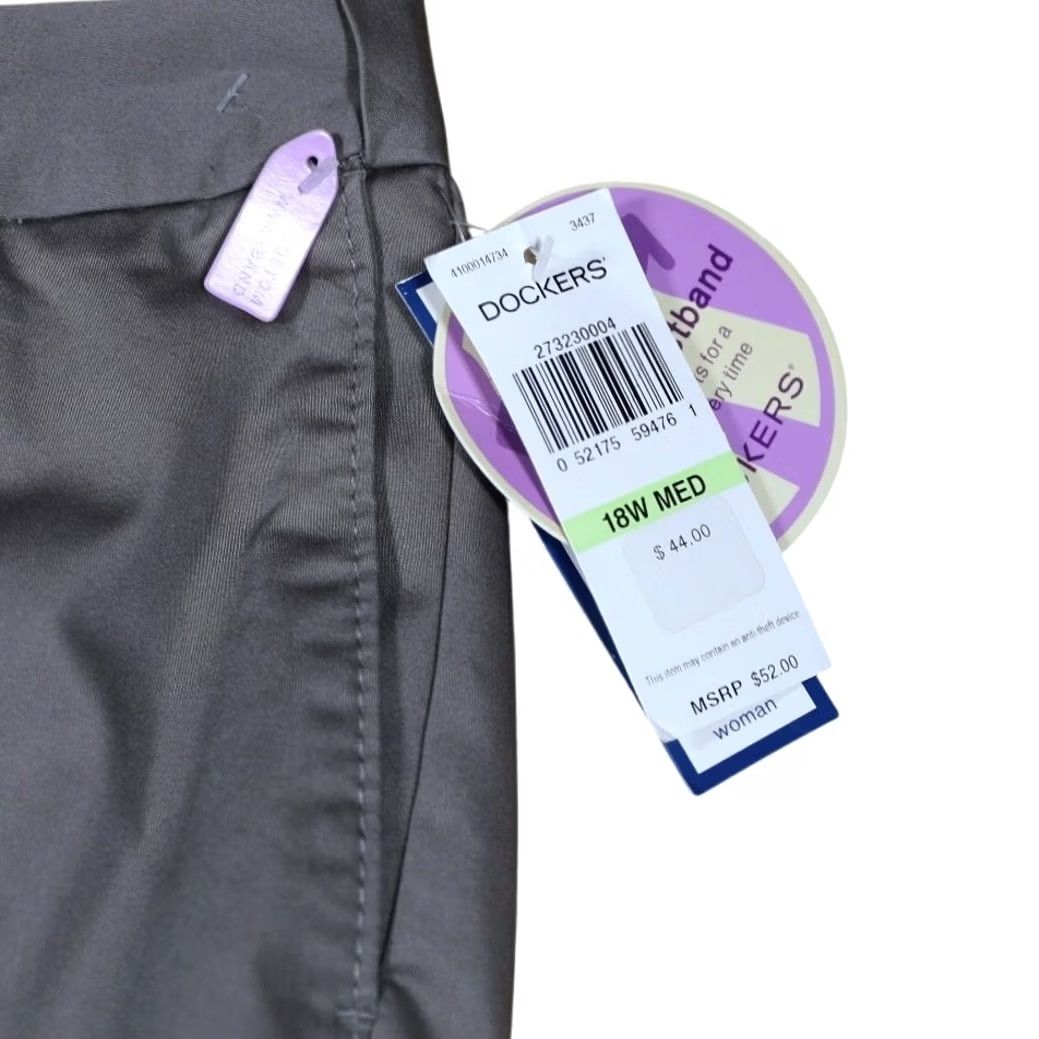 Dockers DOCKERS Womens 18W Medium Grey Bootcut Dress Pants Mid Rise Stretch NWT Size 40" / US 18 - 7 Thumbnail