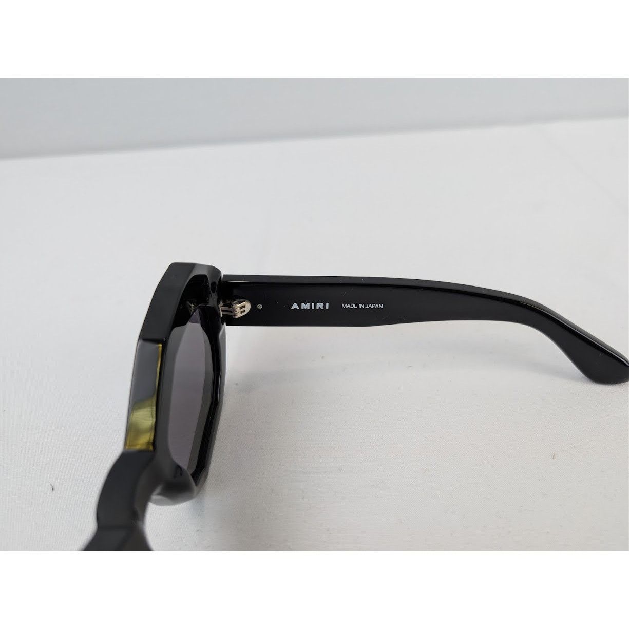 Amiri o1rshd1 Q:2 / Size: OS / Honey Comb Sunglasses in Black Size ONE SIZE - 7 Thumbnail