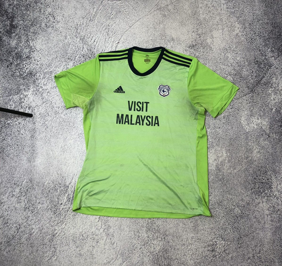 Adidas Men’s soccer jersey adidas fc cardif city size Xl Size US XL / EU 56 / 4 - 1 Thumbnail