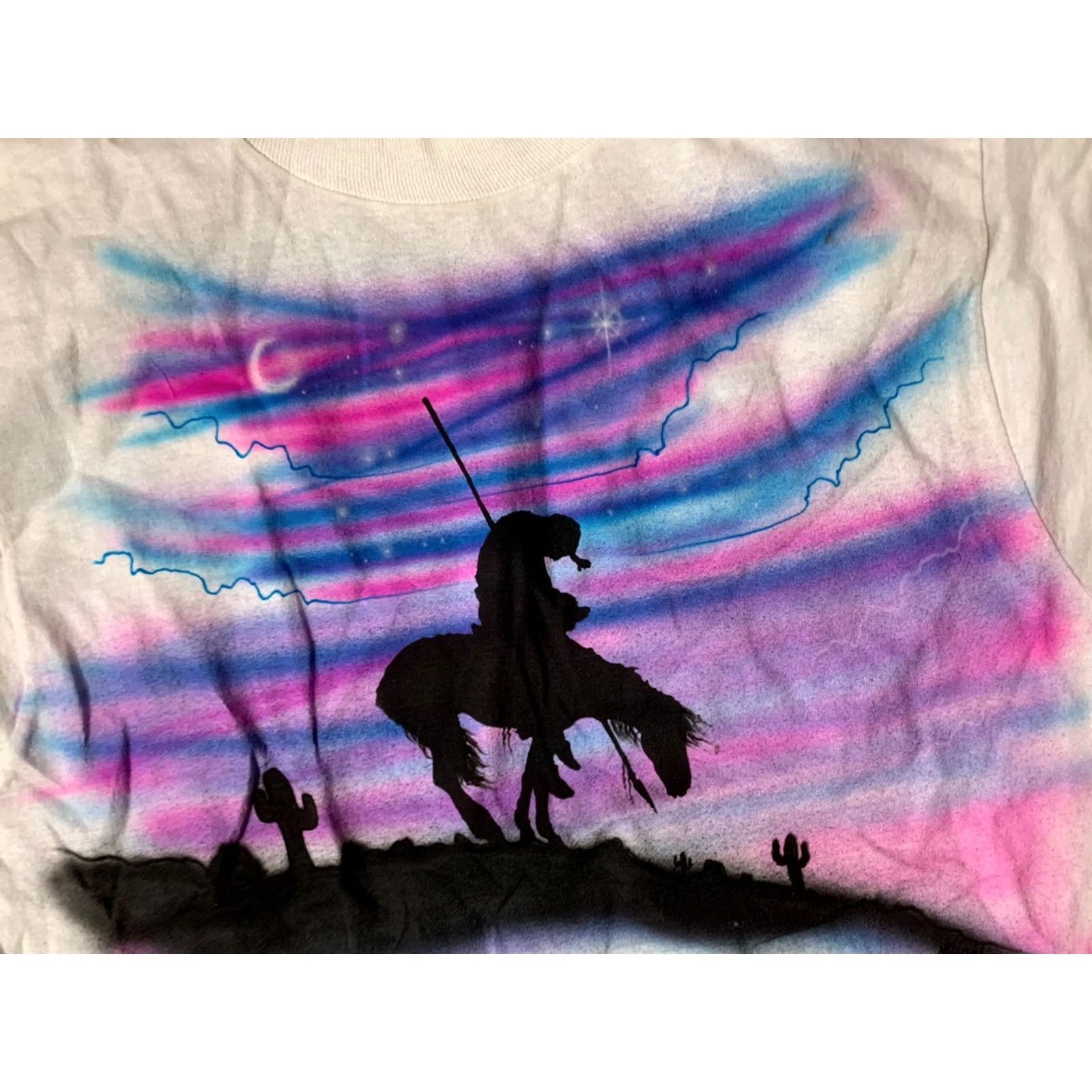 Fruit Of The Loom VINTAGE 90s Fruit of the Loom Southwestern Wolf Horse Spray Art Single Stitch T Shirt Adult Medium White Mens Size US M / EU 48-50 / 2 - 2 Thumbnail