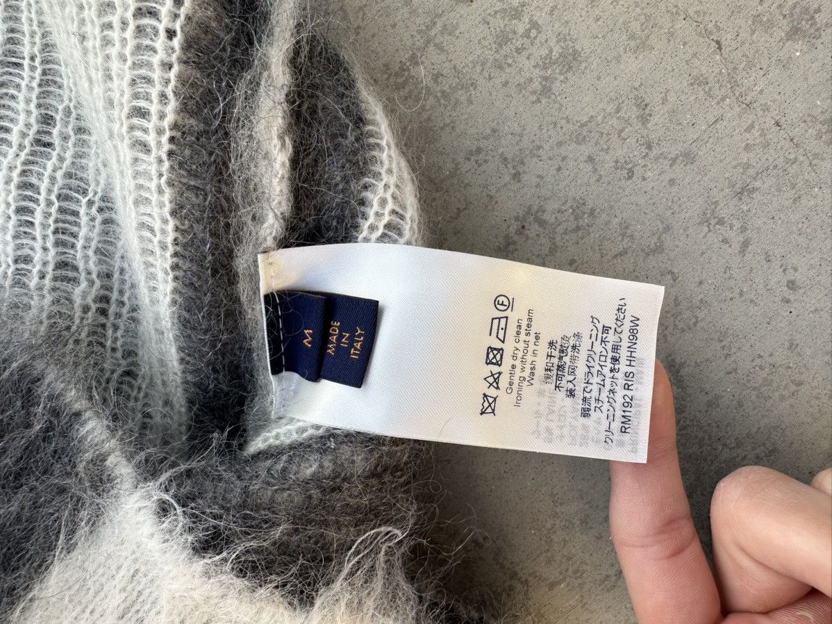 Louis Vuitton × Virgil Abloh Louis Vuitton USA FLag Mohair Crewneck Sweater Size US M / EU 48-50 / 2 - 5 Thumbnail