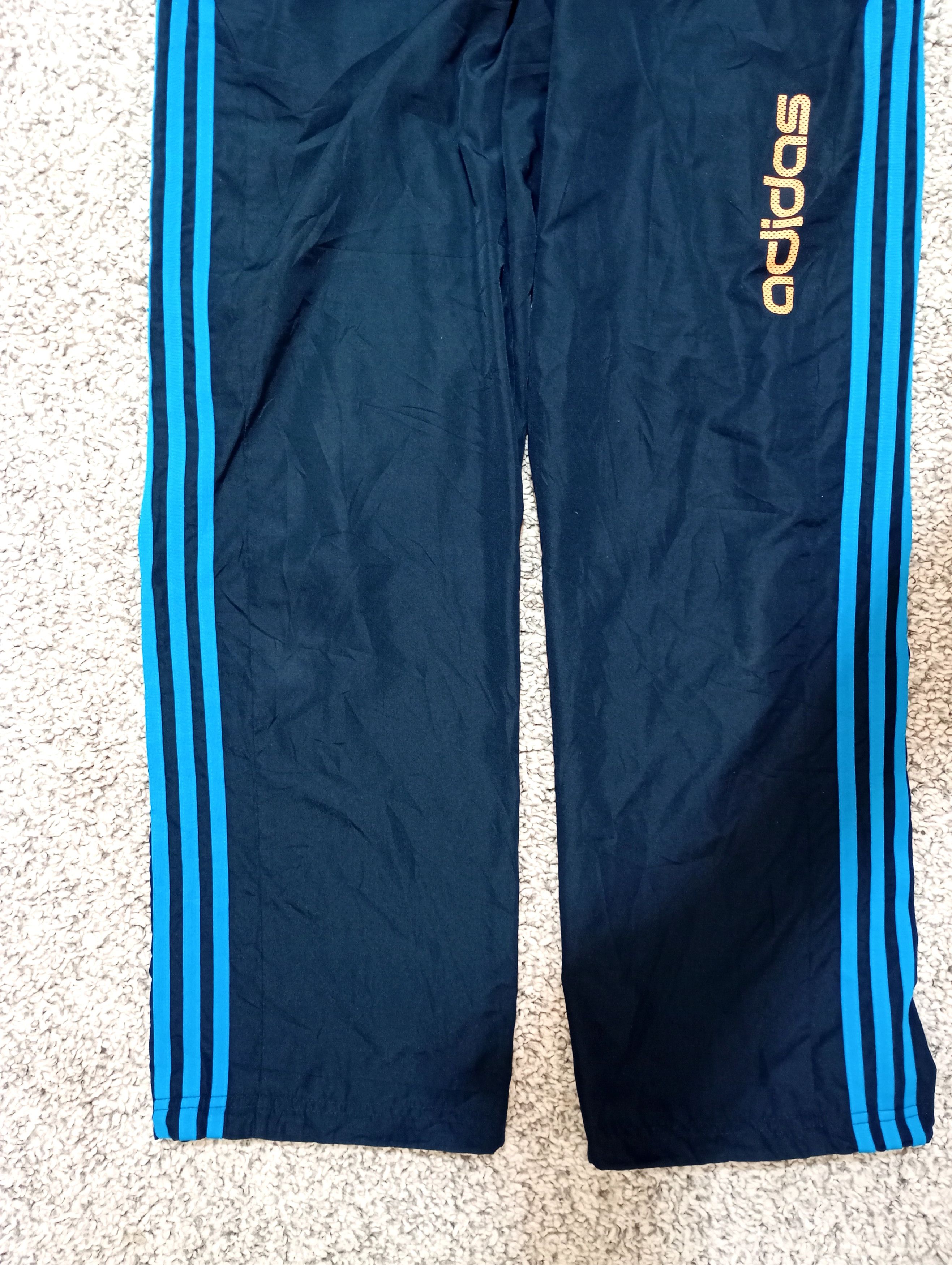 Adidas × Vintage Adidas Baggy Vintage Sweatpants Swoosh Pants Y2k Rap Rare Size US 34 / EU 50 - 6 Thumbnail
