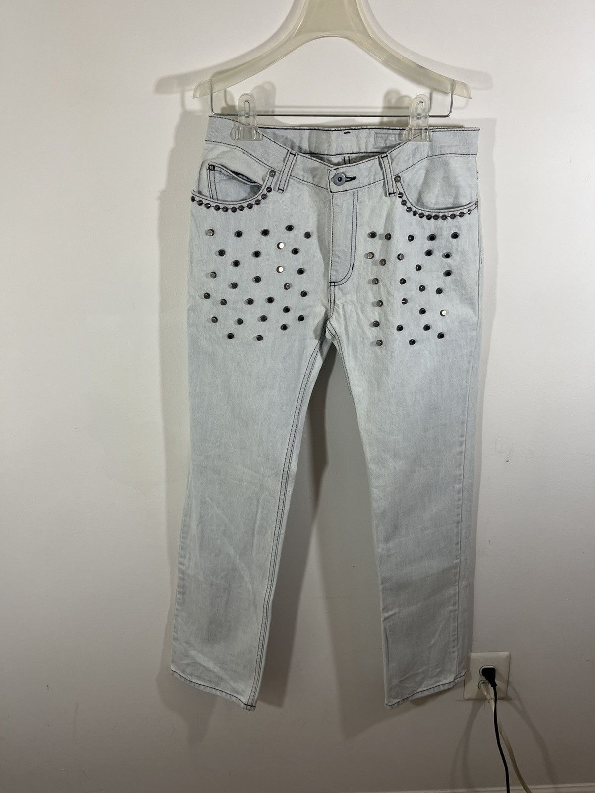 Siberia Hills Siberia Hills White Denim Studded Jeans Size US 30 / EU 46 - 1 Thumbnail