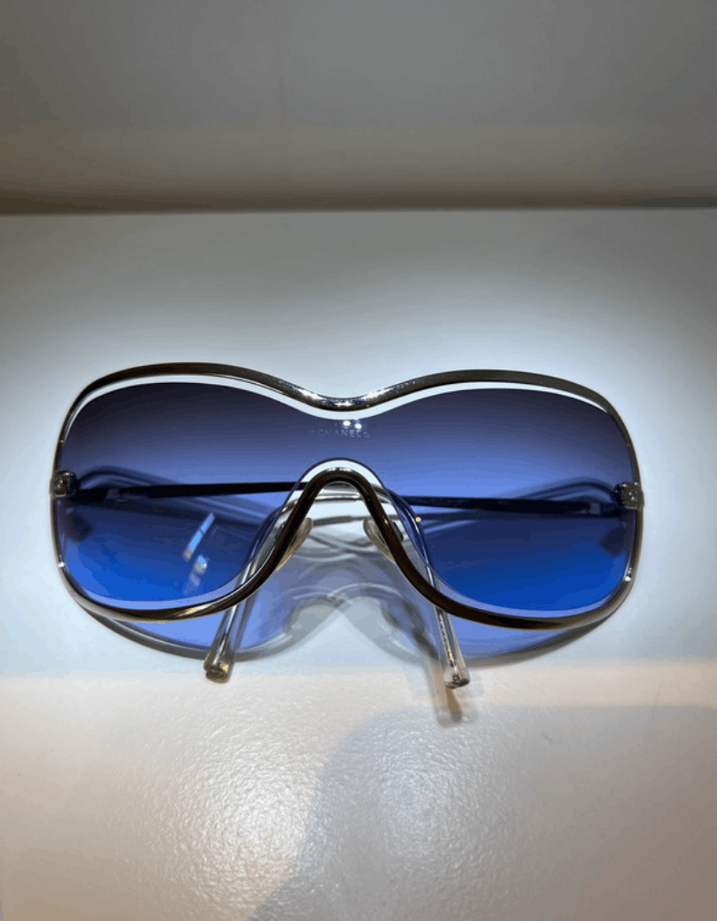 Chanel × Vintage CHANEL Sunglasses 4031 Rimless Rhinestone 4017 Shields RI832 Size ONE SIZE - 1 Thumbnail