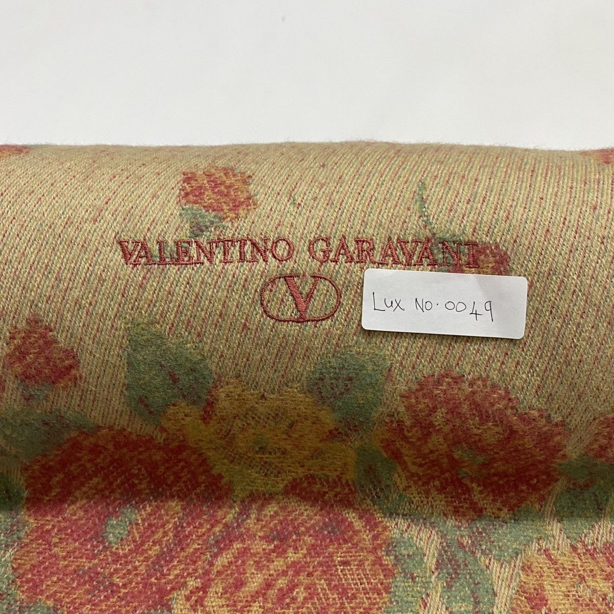 Valentino VALENTINO GARAVANI FLOWERS SCARF MUFFLER LUX049 Size ONE SIZE - 9 Thumbnail