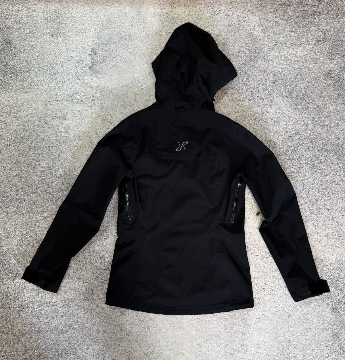 Fjallraven RevolutionRace RVRC Whisper Jacket XS Waterproof Hypershell Size XS / US 0-2 / IT 36-38 - 6 Thumbnail