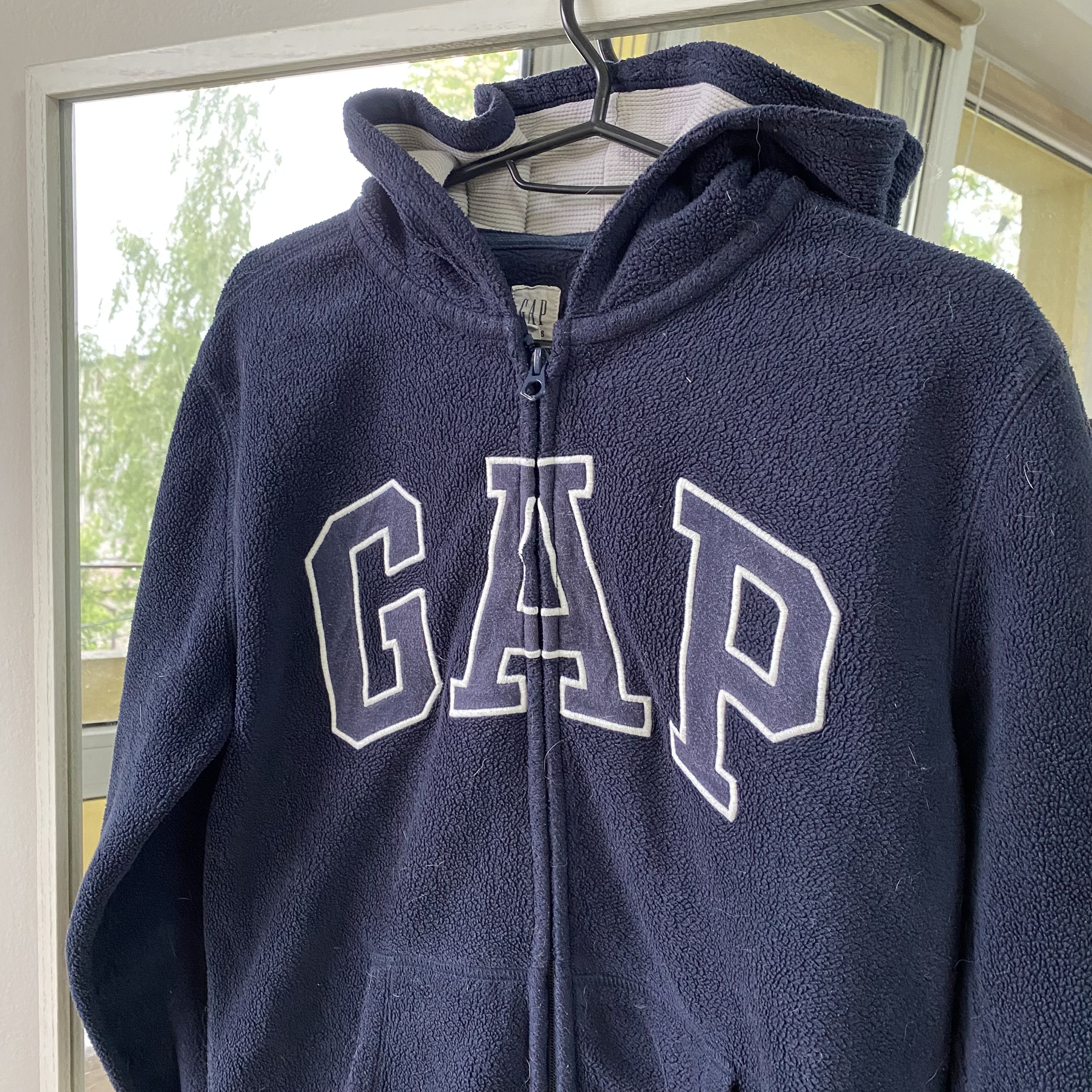 Gap Gap hoodie kids size Size S / US 4 / IT 40 - 1 Thumbnail