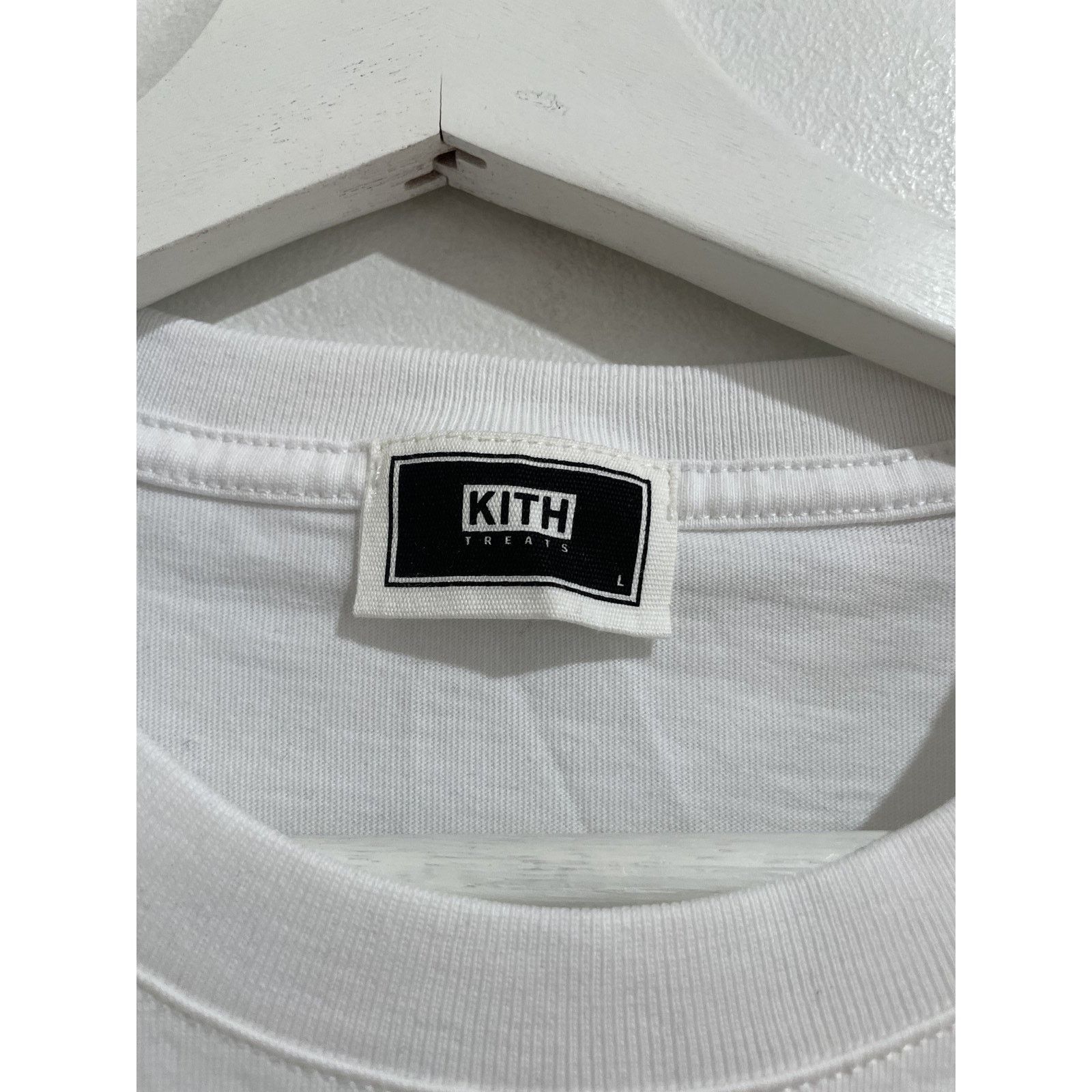 Kith KITH TREATS MINT CHIP WHITE TEE SIZE LARGE NEW Size US L / EU 52-54 / 3 - 4 Thumbnail