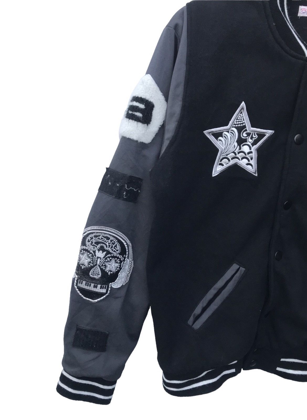Band Tees BigBang K-Pop Band Varsity Jacket Size US M / EU 48-50 / 2 - 4 Thumbnail