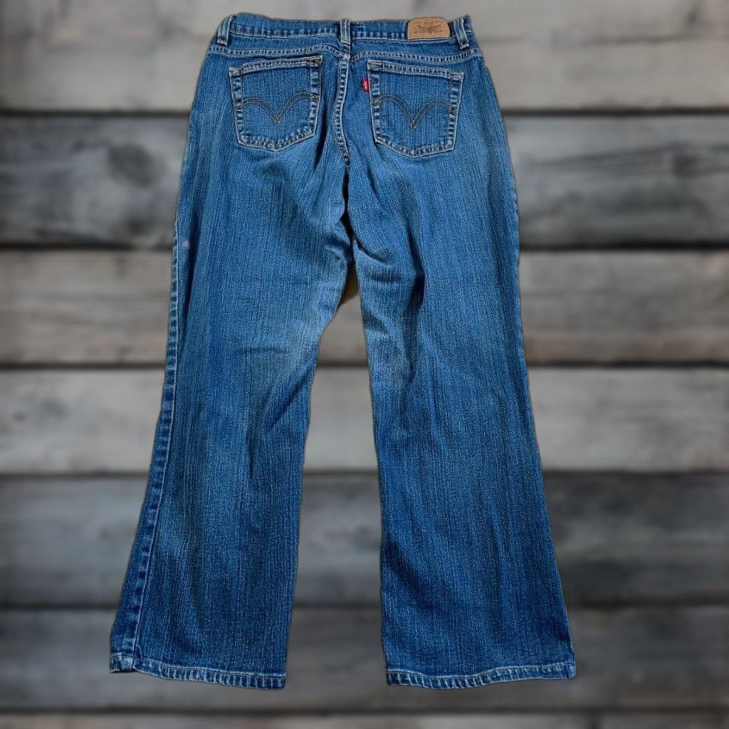 Levi's VTG Levi's 550 Relaxed Boot Cut Jeans Womens 6 Short Blue Denim Pattern Solid Retro 90s Hippster Classic Jeans Size 28" / US 6 / IT 42 - 1 Thumbnail