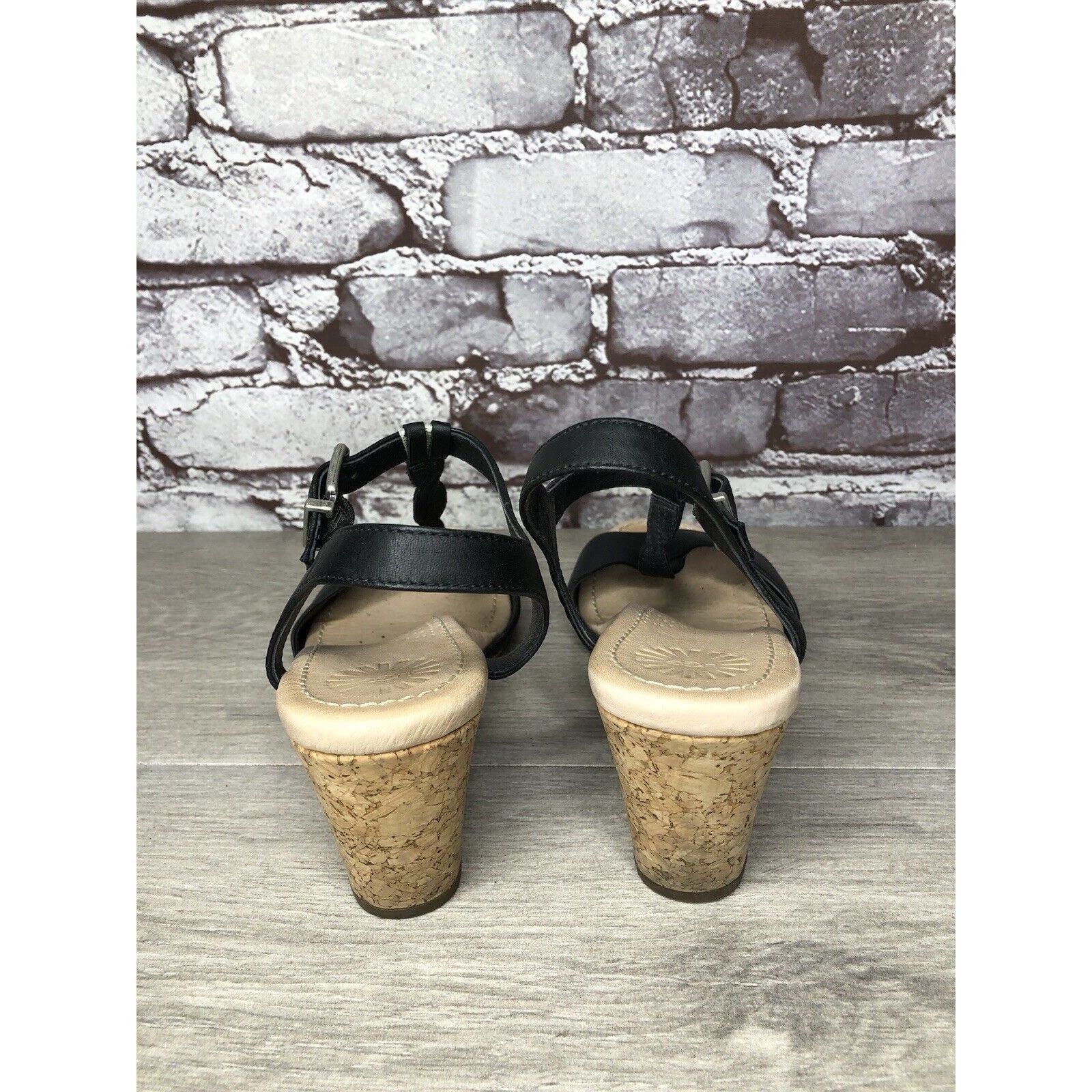 Ugg UGG Black Leather Casual Cork Wedge Ankle Strap Sandals Wome Size US 7 / IT 37 - 4 Thumbnail