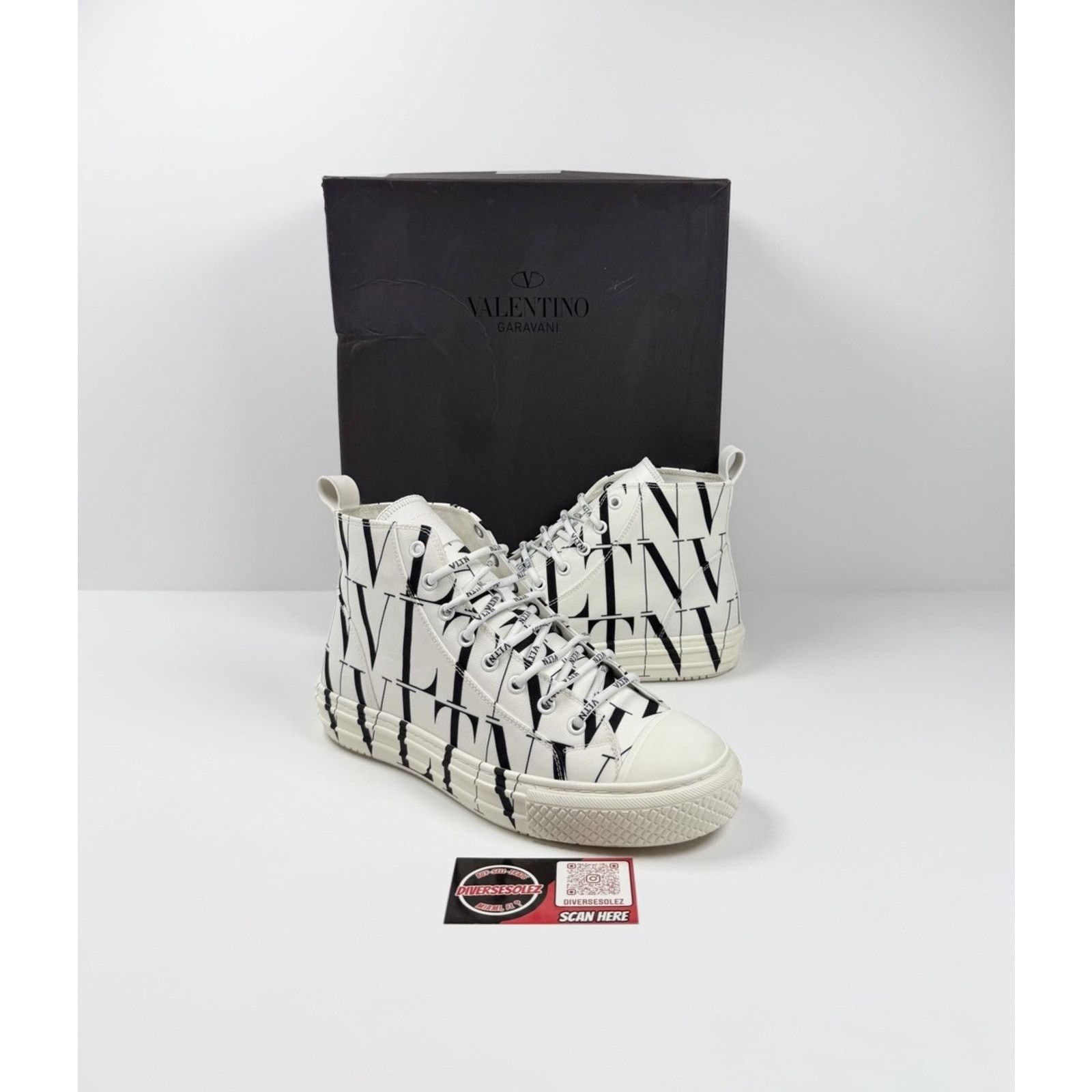 Valentino Size 40EU/7US - Valentino VLTN High Top White Sneakers Size US 7 / EU 40 - 1 Thumbnail
