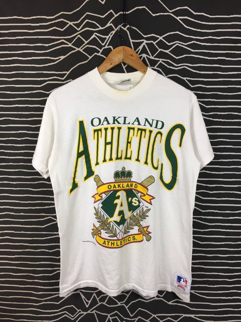Vintage Vtg 90s Oakland Athletics MLB Made in USA Tee Size M Size US M / EU 48-50 / 2 - 1 Thumbnail