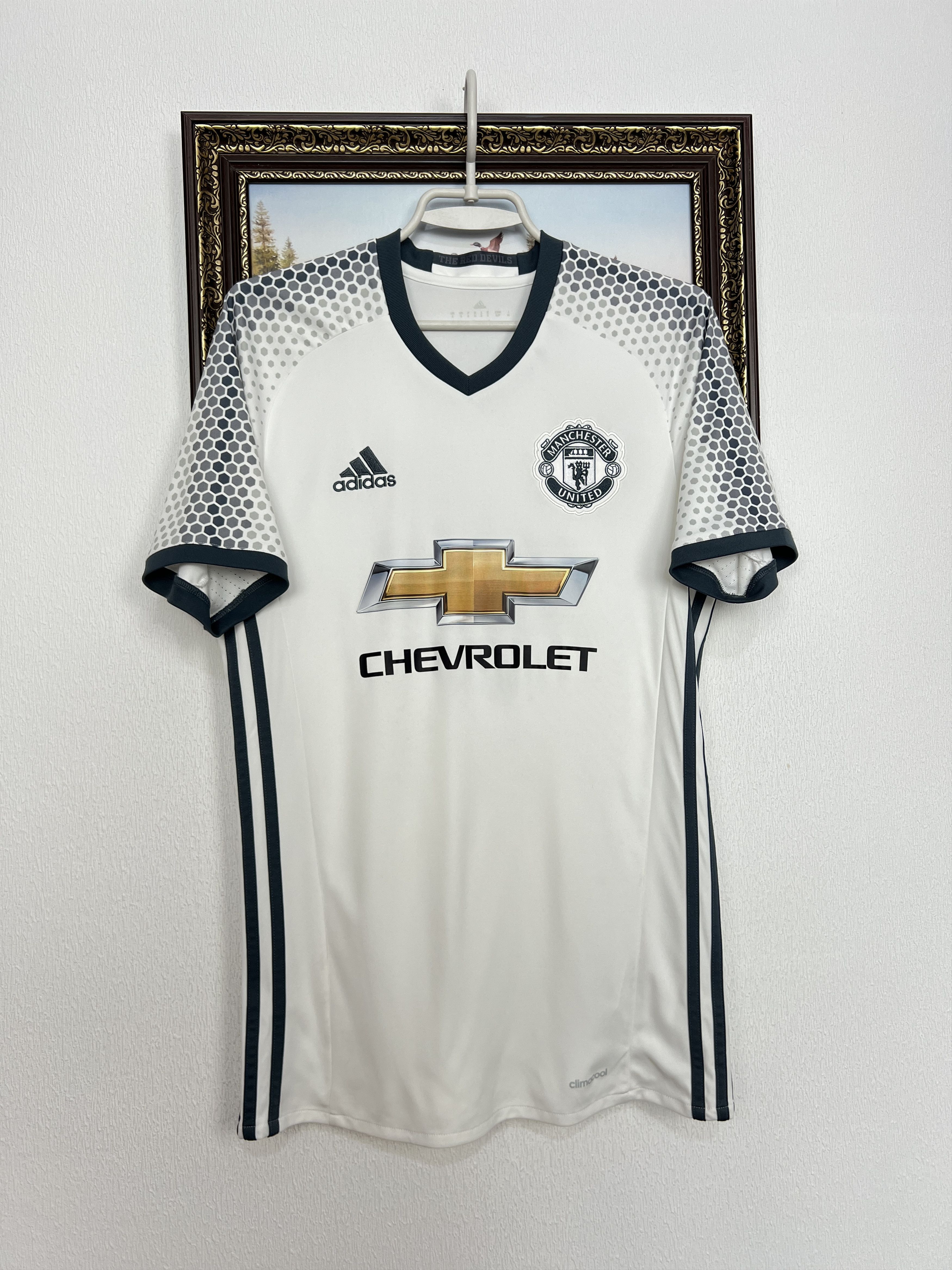 Adidas Manchester United football shirt #6 Pogba Jersey Trikot Size US S / EU 44-46 / 1 - 1 Thumbnail